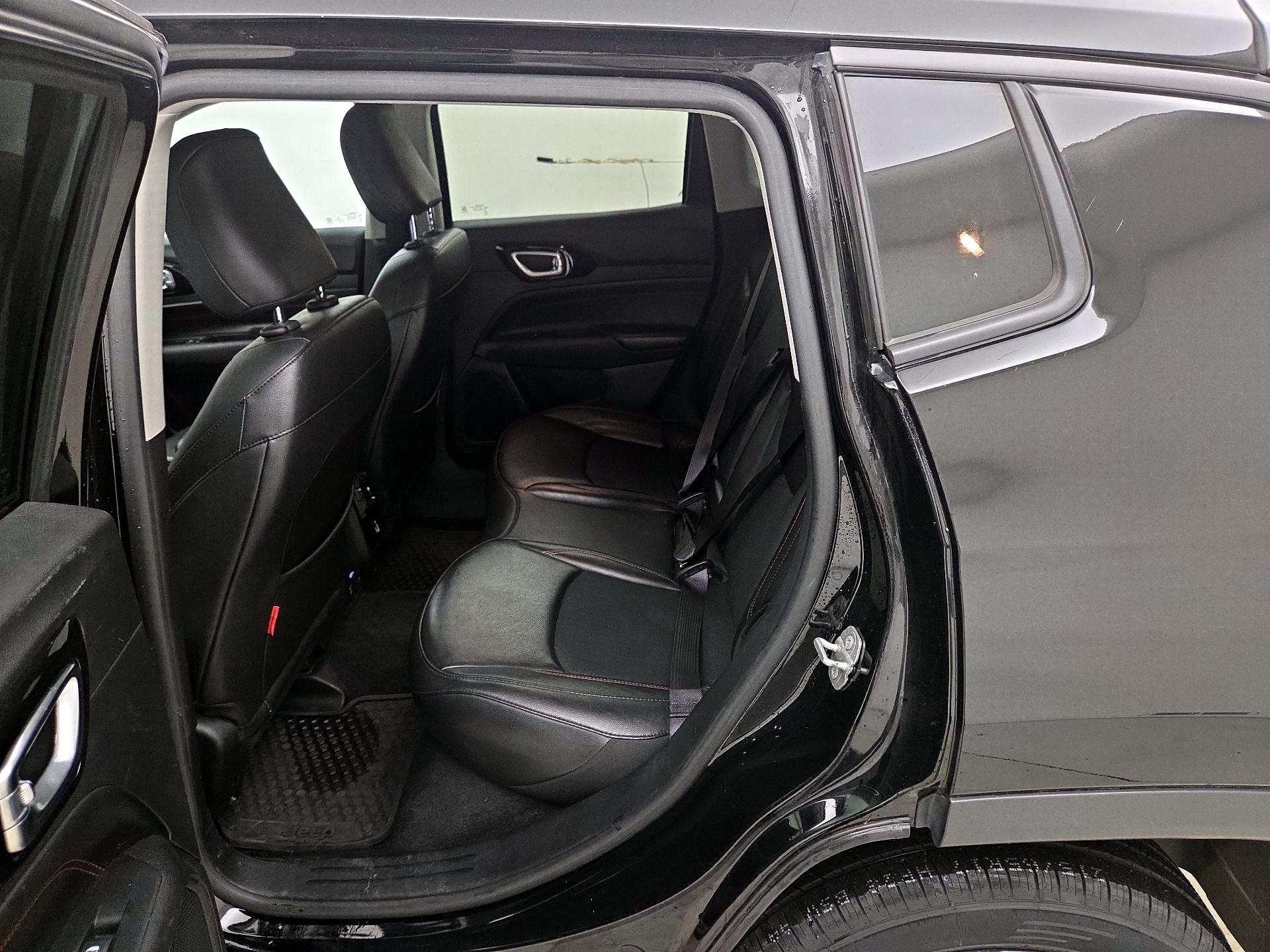 Thumbnail: 2022 Jeep Compass - 19