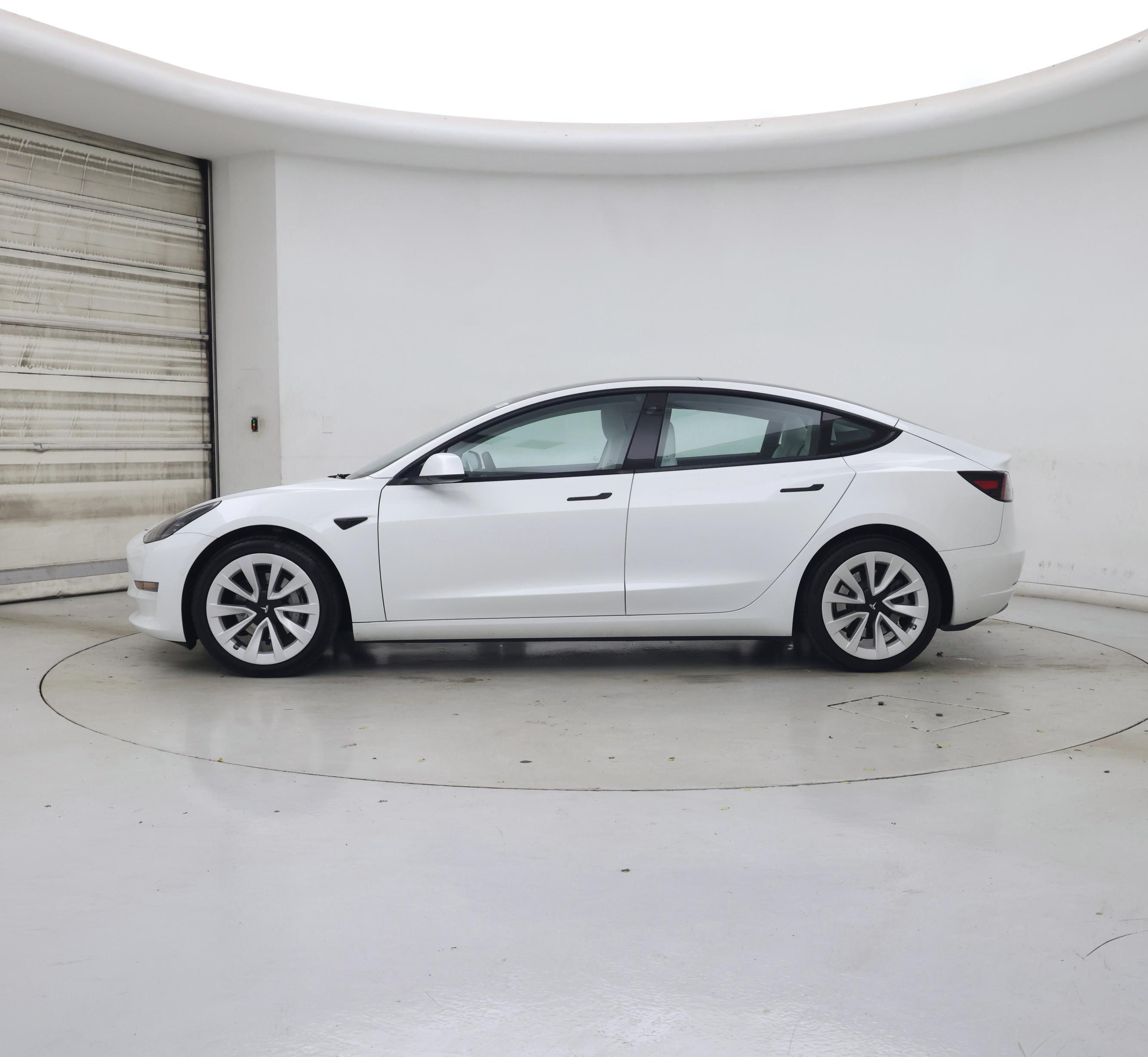 Thumbnail: 2022 Tesla Model 3 - 3