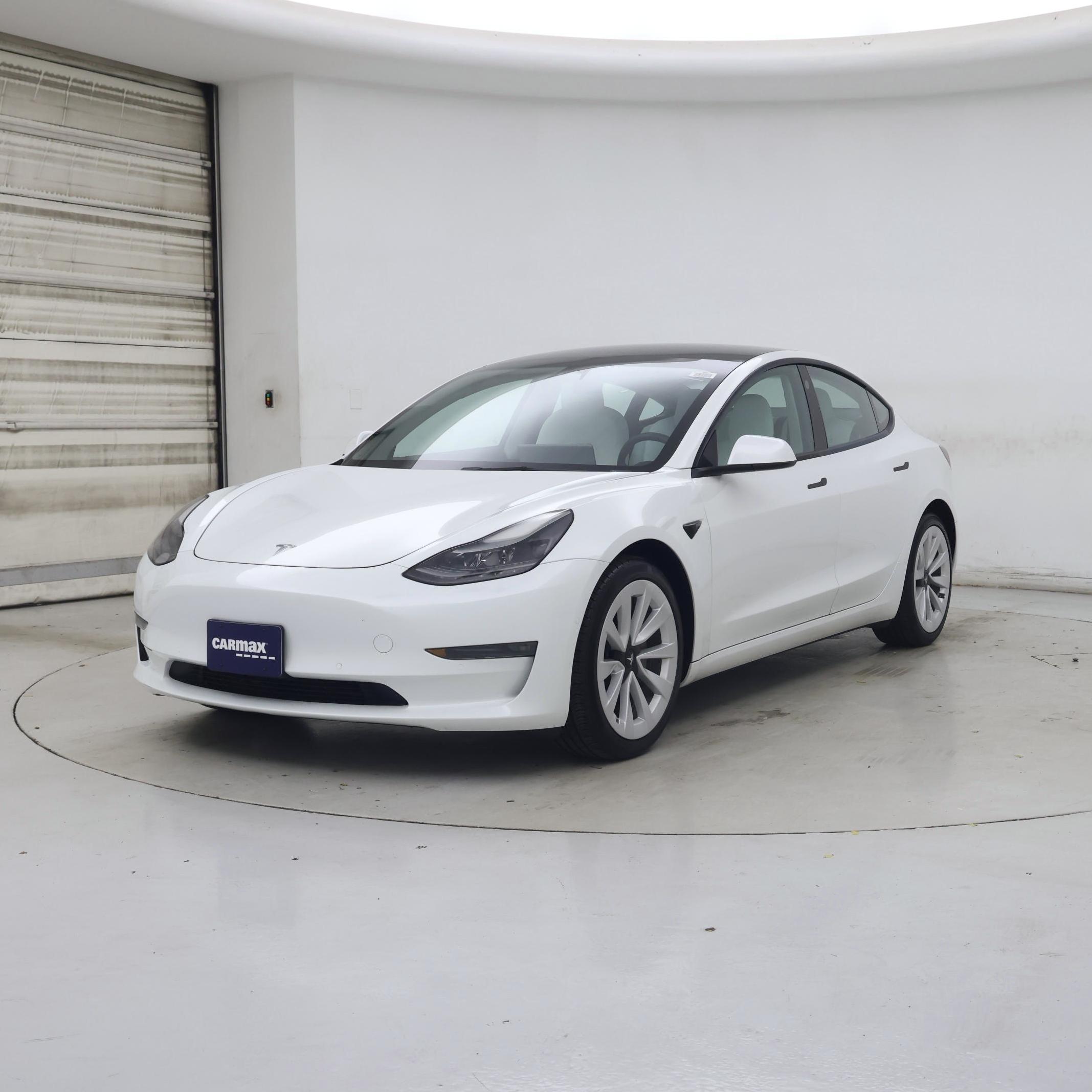 Thumbnail: 2022 Tesla Model 3 - 4