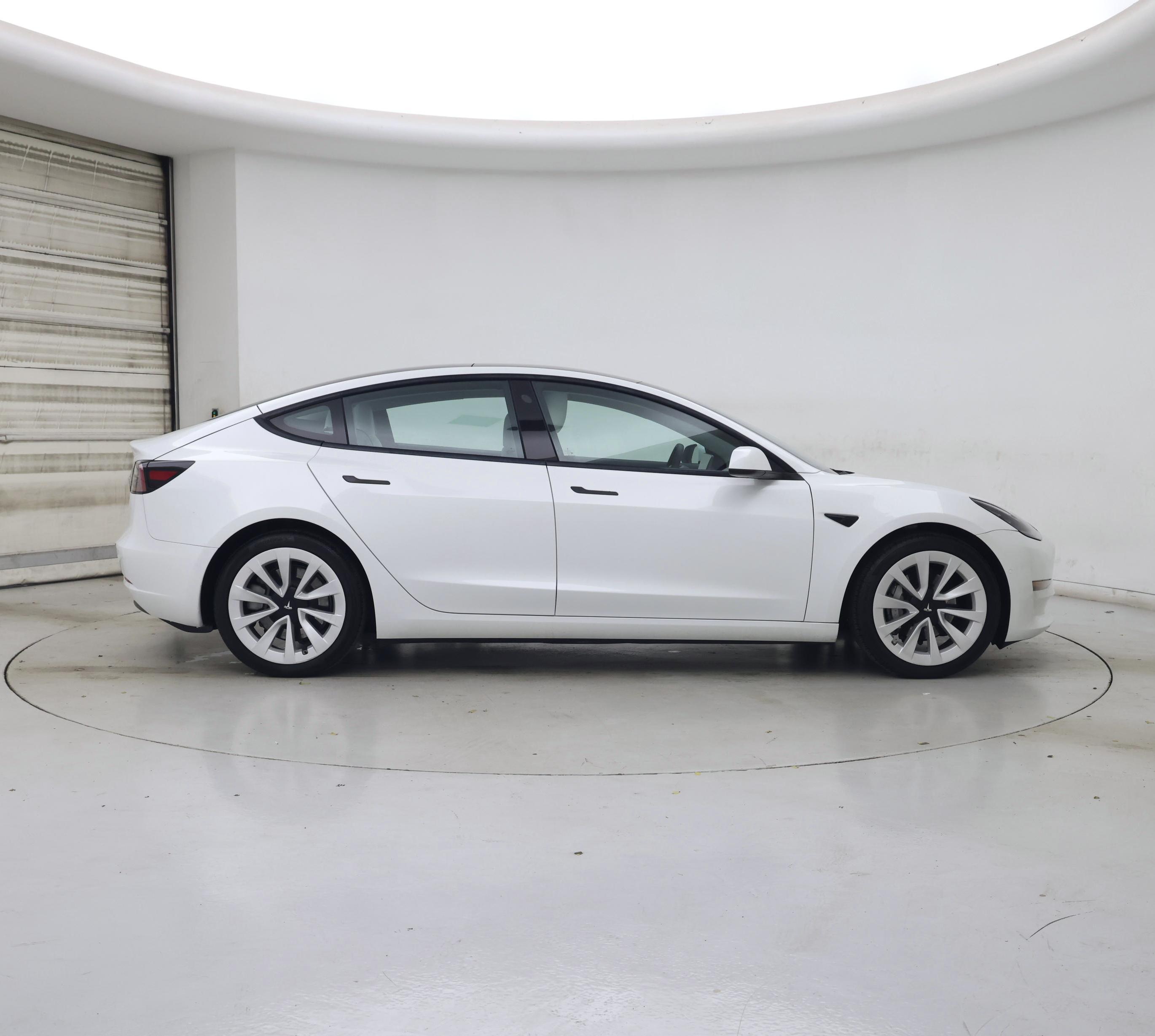 Thumbnail: 2022 Tesla Model 3 - 7