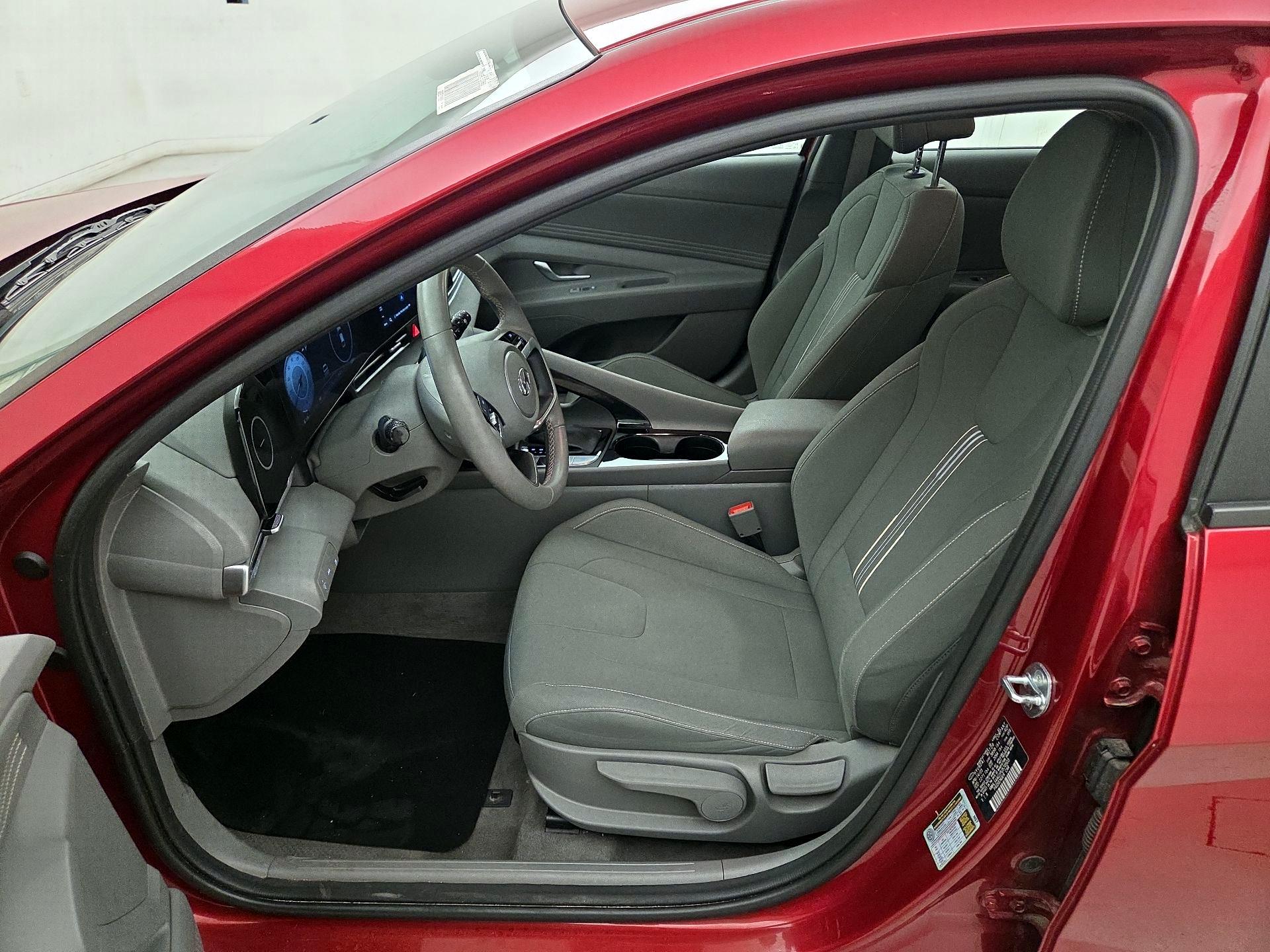 Thumbnail: 2023 Hyundai Elantra - 11