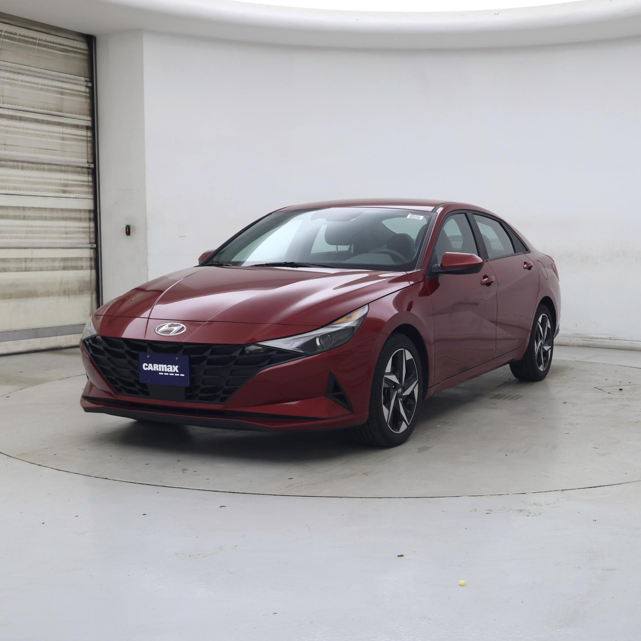 Thumbnail: 2023 Hyundai Elantra - 4