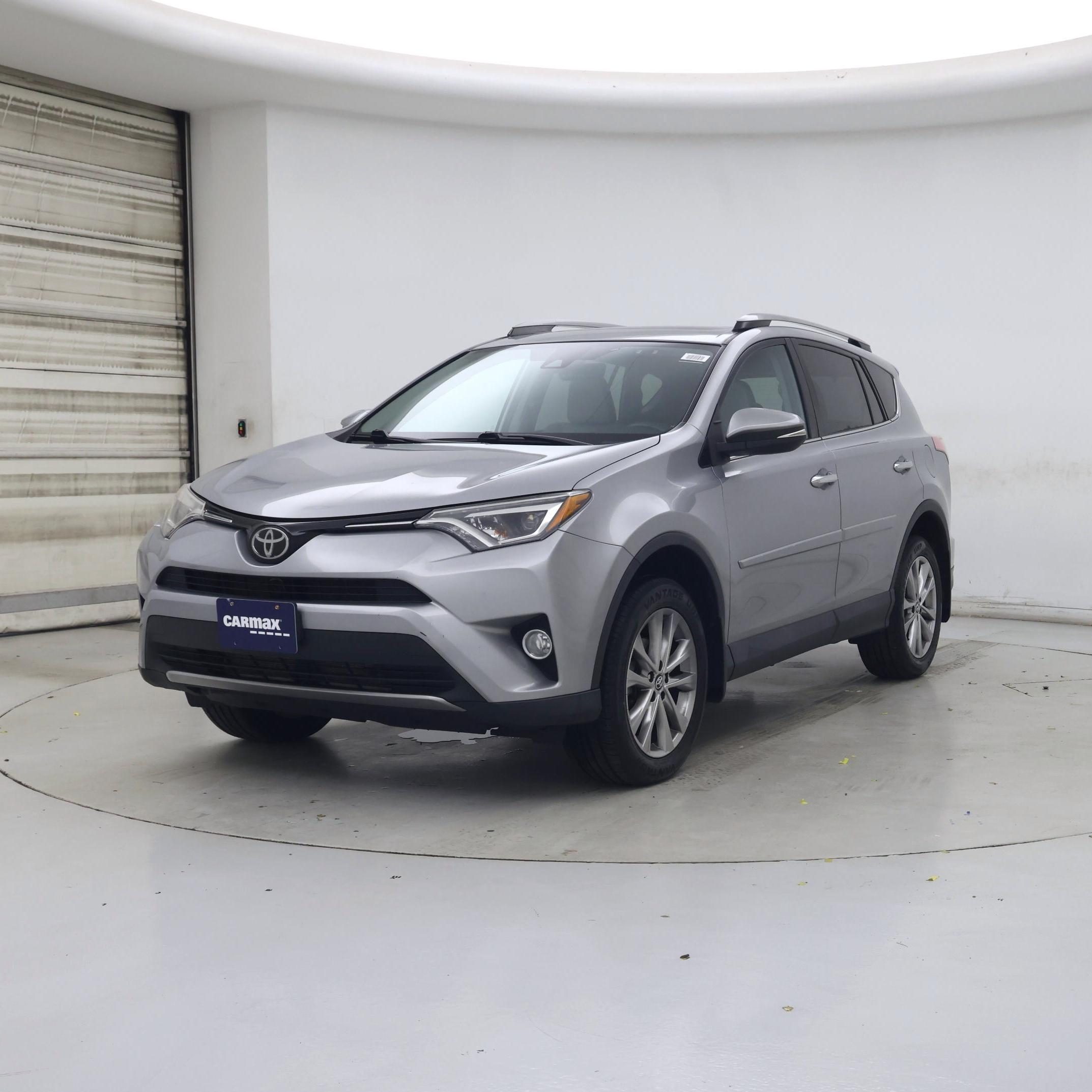 Thumbnail: 2018 Toyota RAV4 - 4
