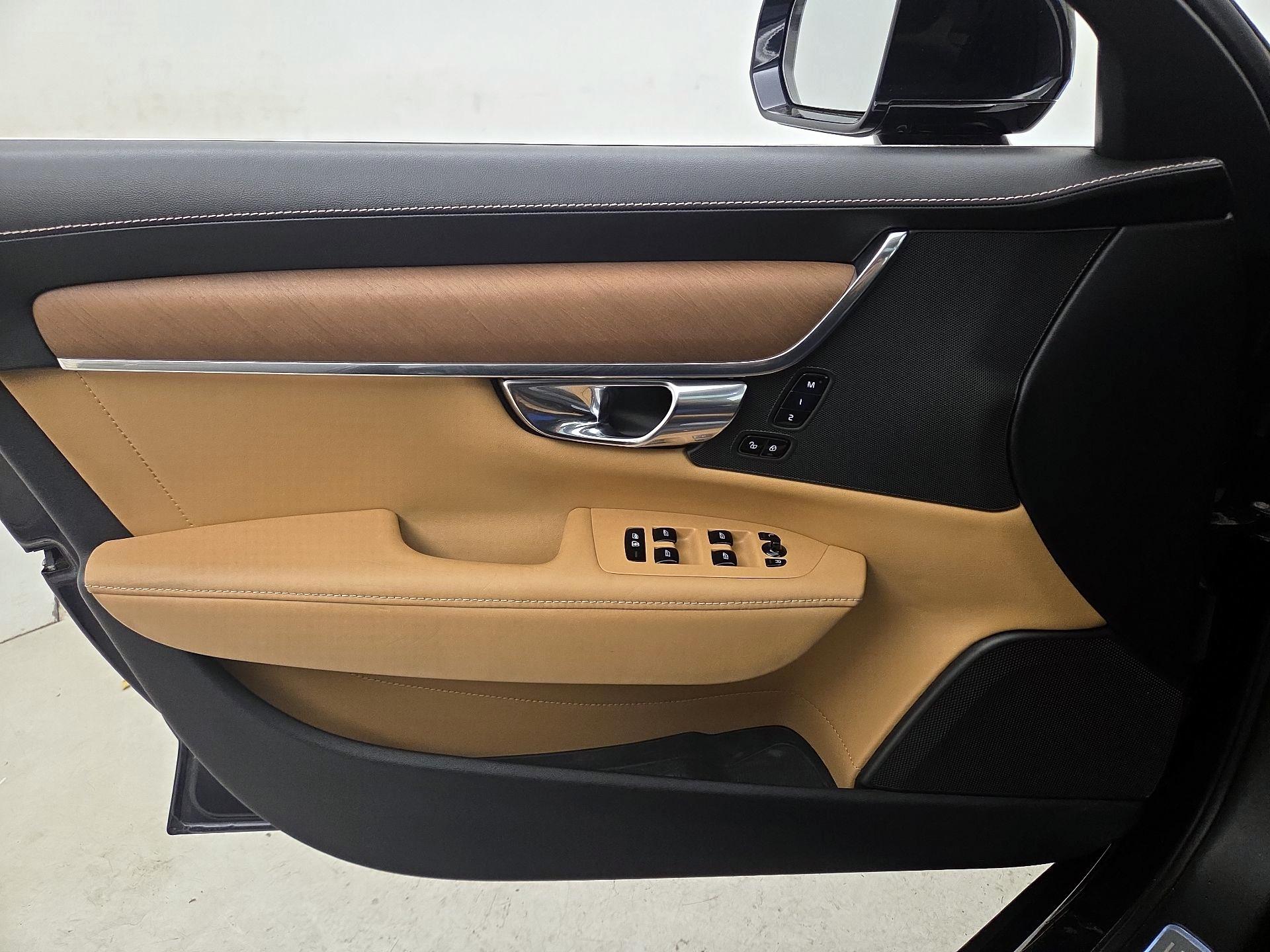 Thumbnail: 2017 Volvo S90 - 12