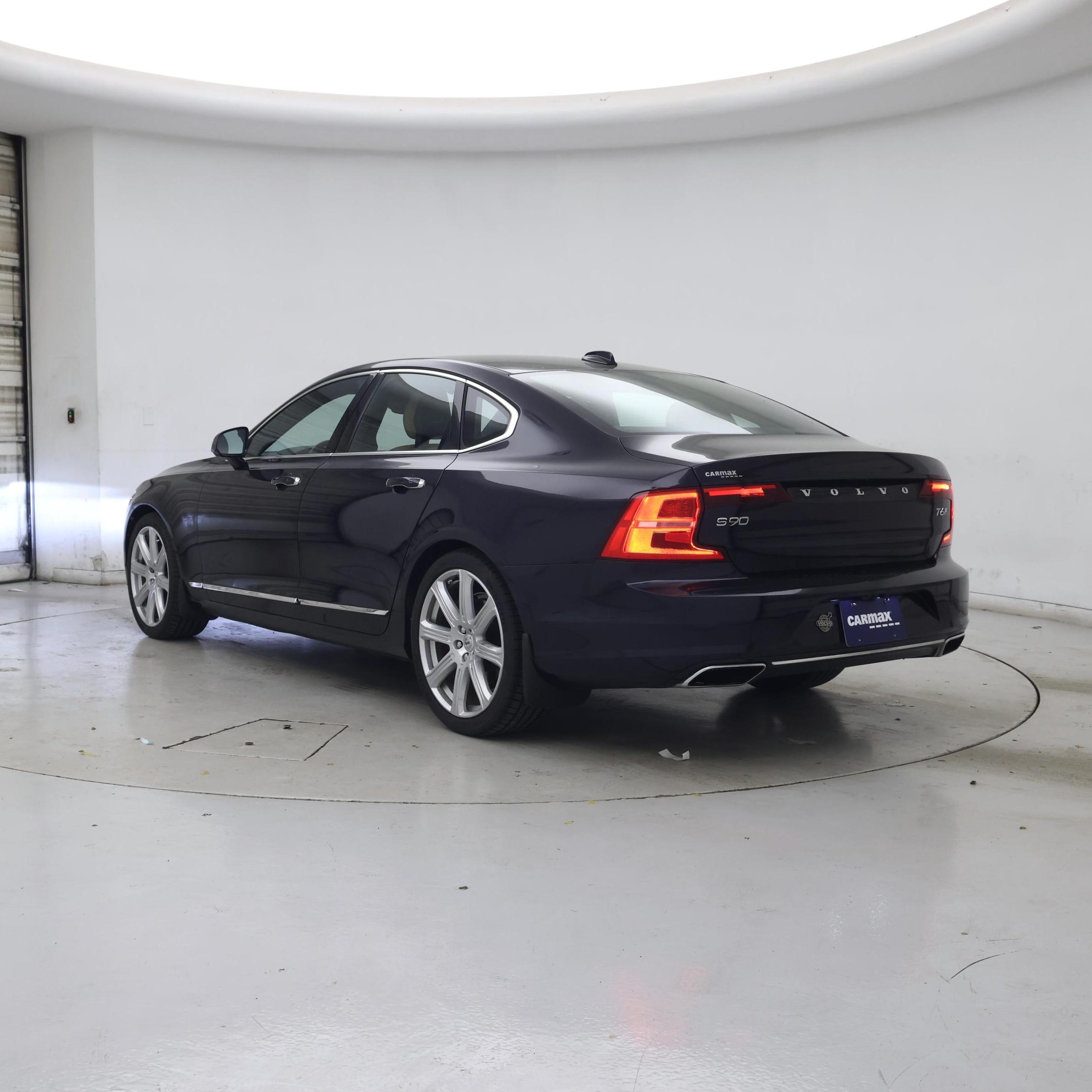 Thumbnail: 2017 Volvo S90 - 2