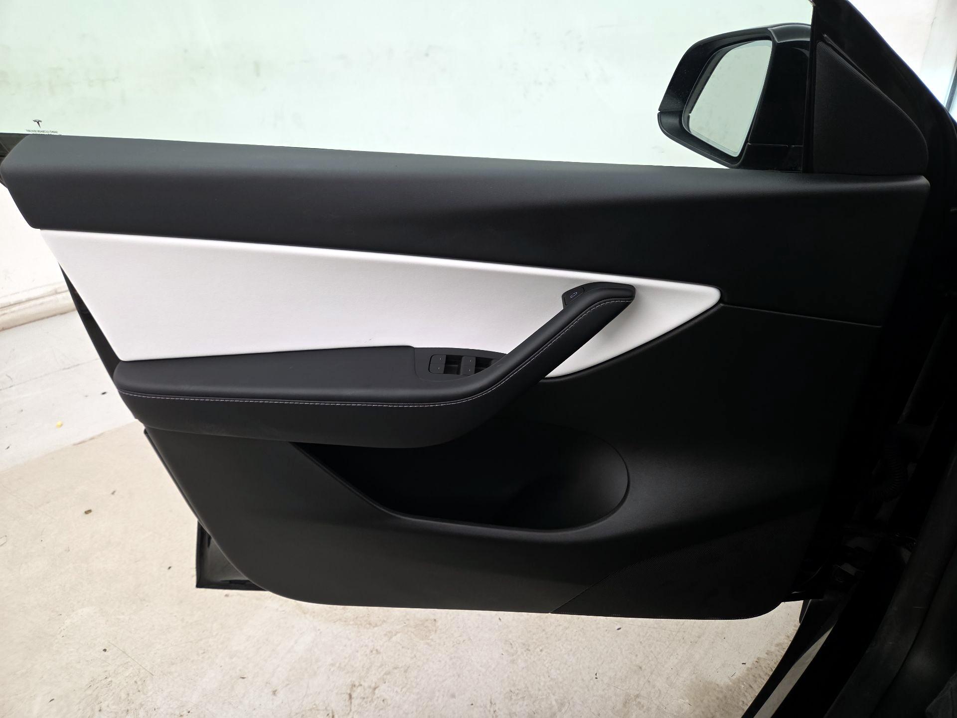 Thumbnail: 2021 Tesla Model Y - 12