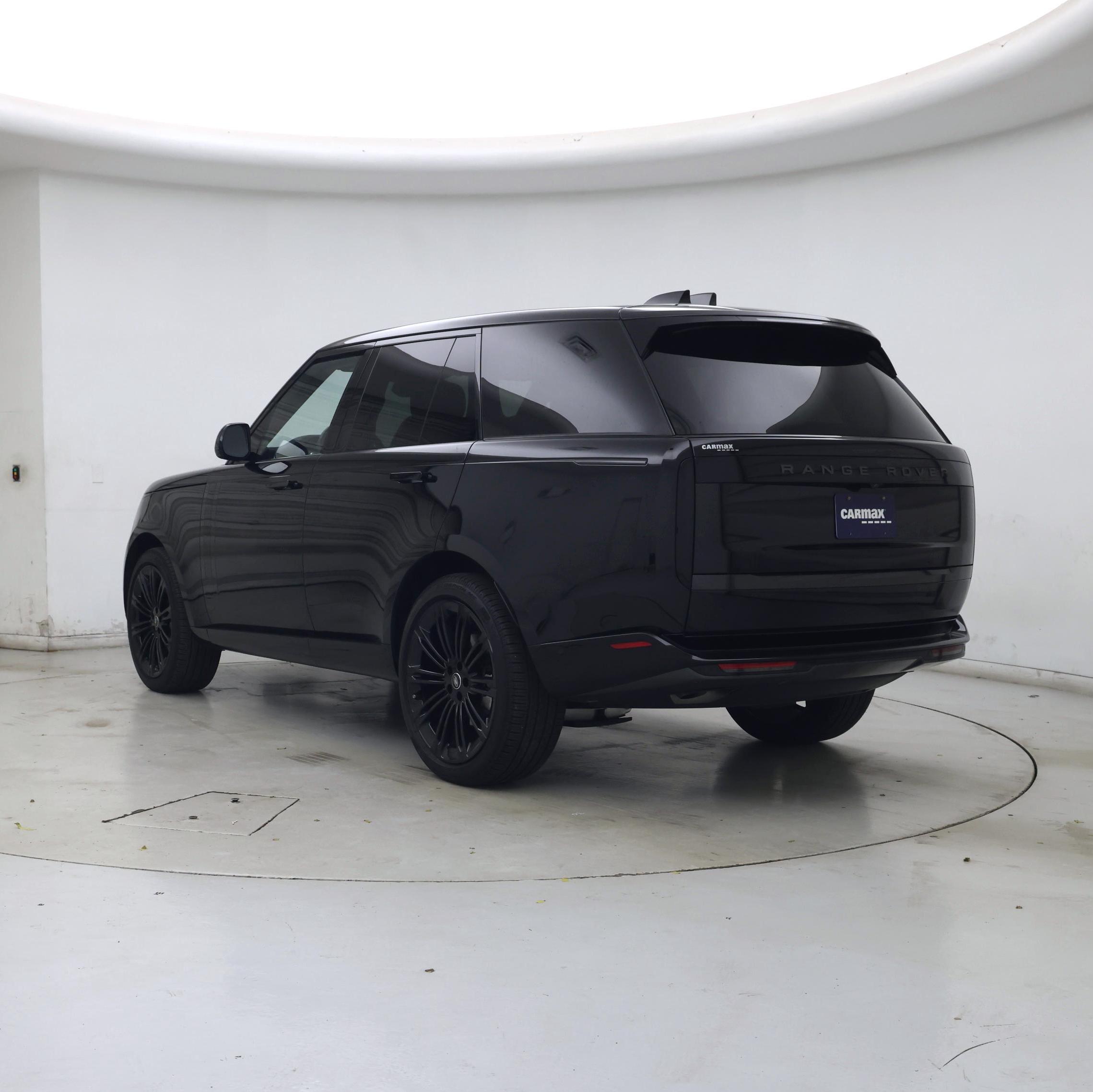 Thumbnail: 2025 Land Rover Range Rover - 2