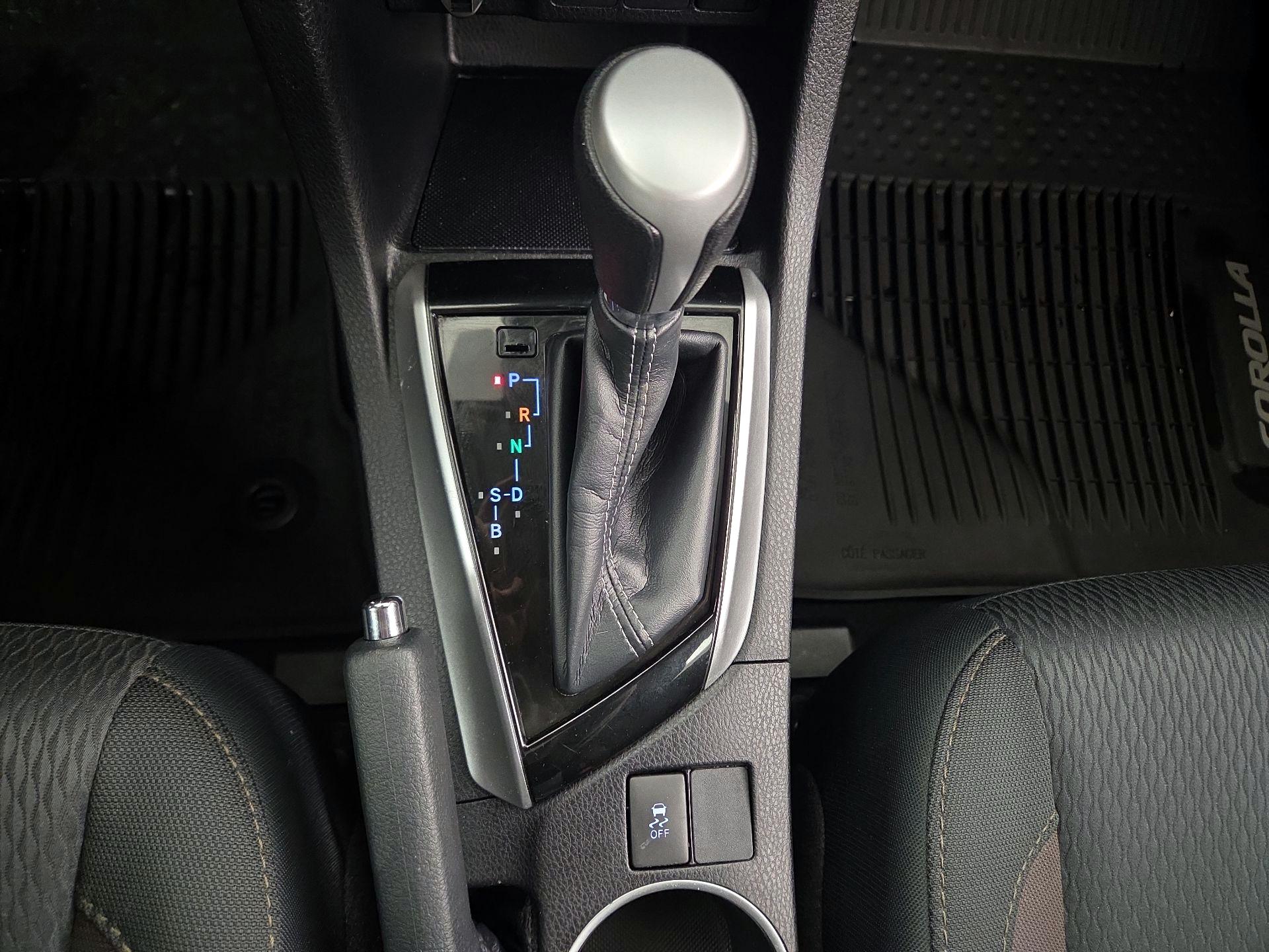 Thumbnail: 2019 Toyota Corolla - 17