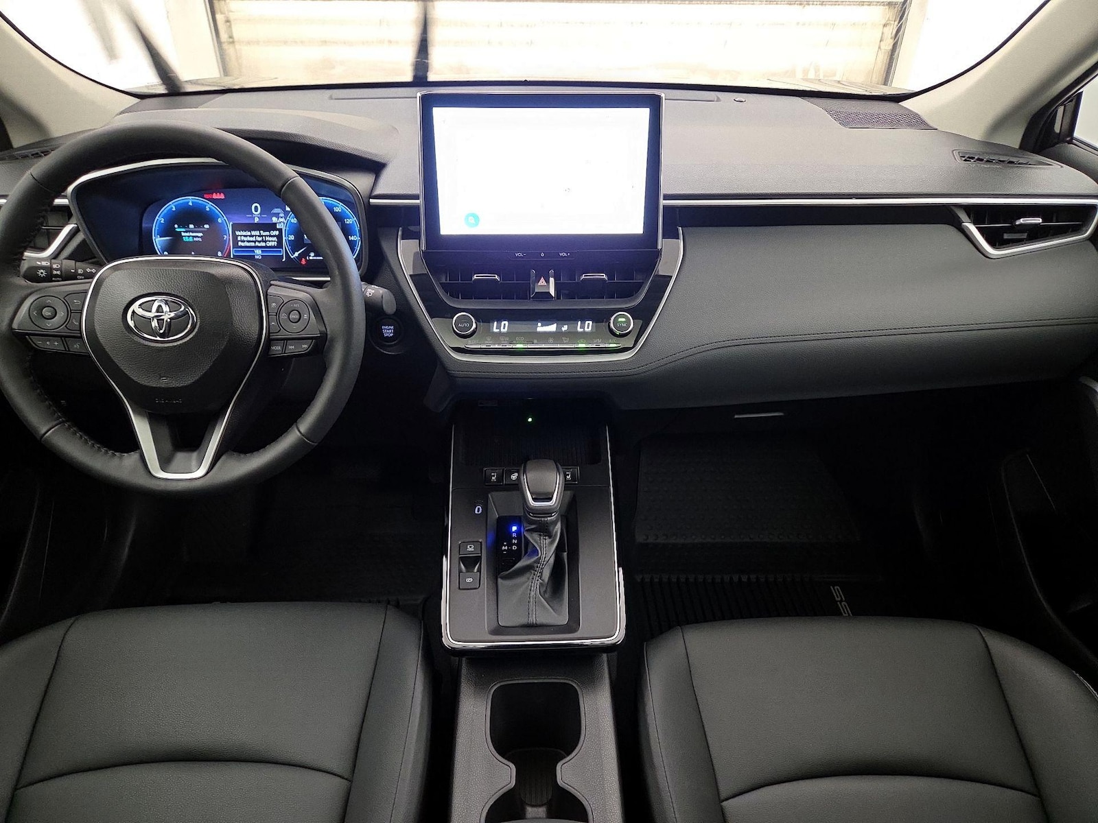 2026 Toyota Corolla Cross XLE - Photo 10