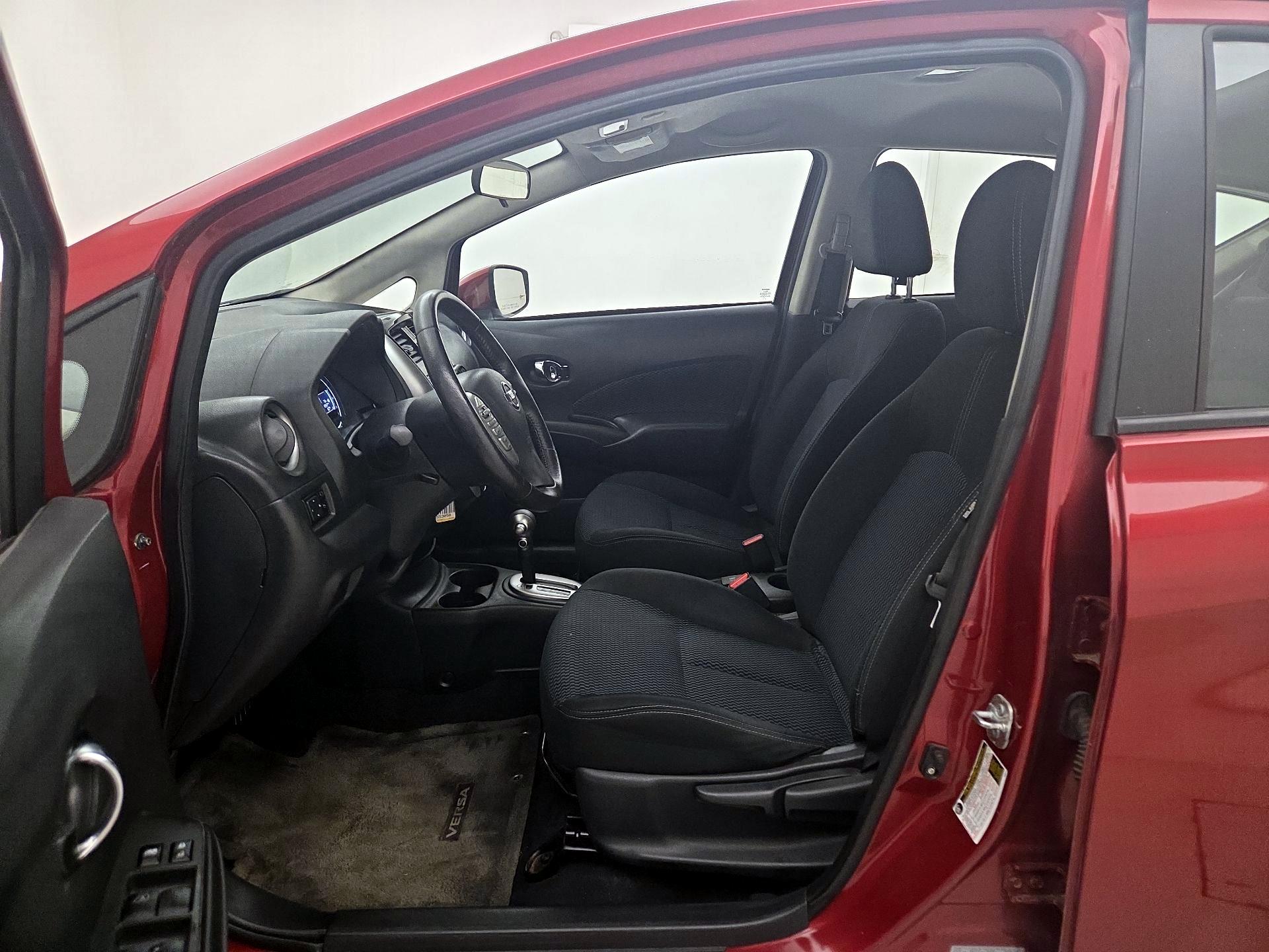 Thumbnail: 2016 Nissan Versa Note - 11