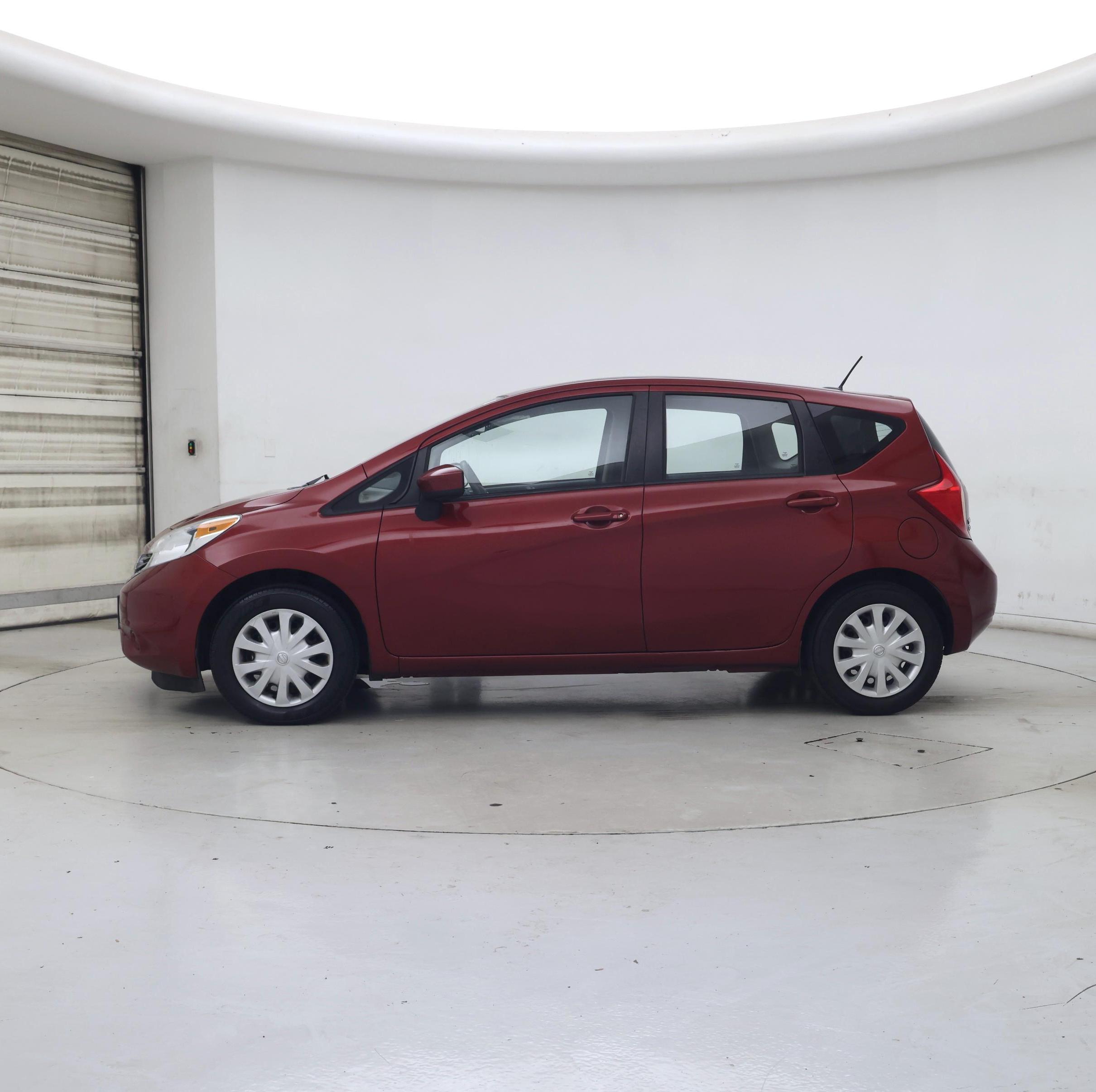 Thumbnail: 2016 Nissan Versa Note - 3