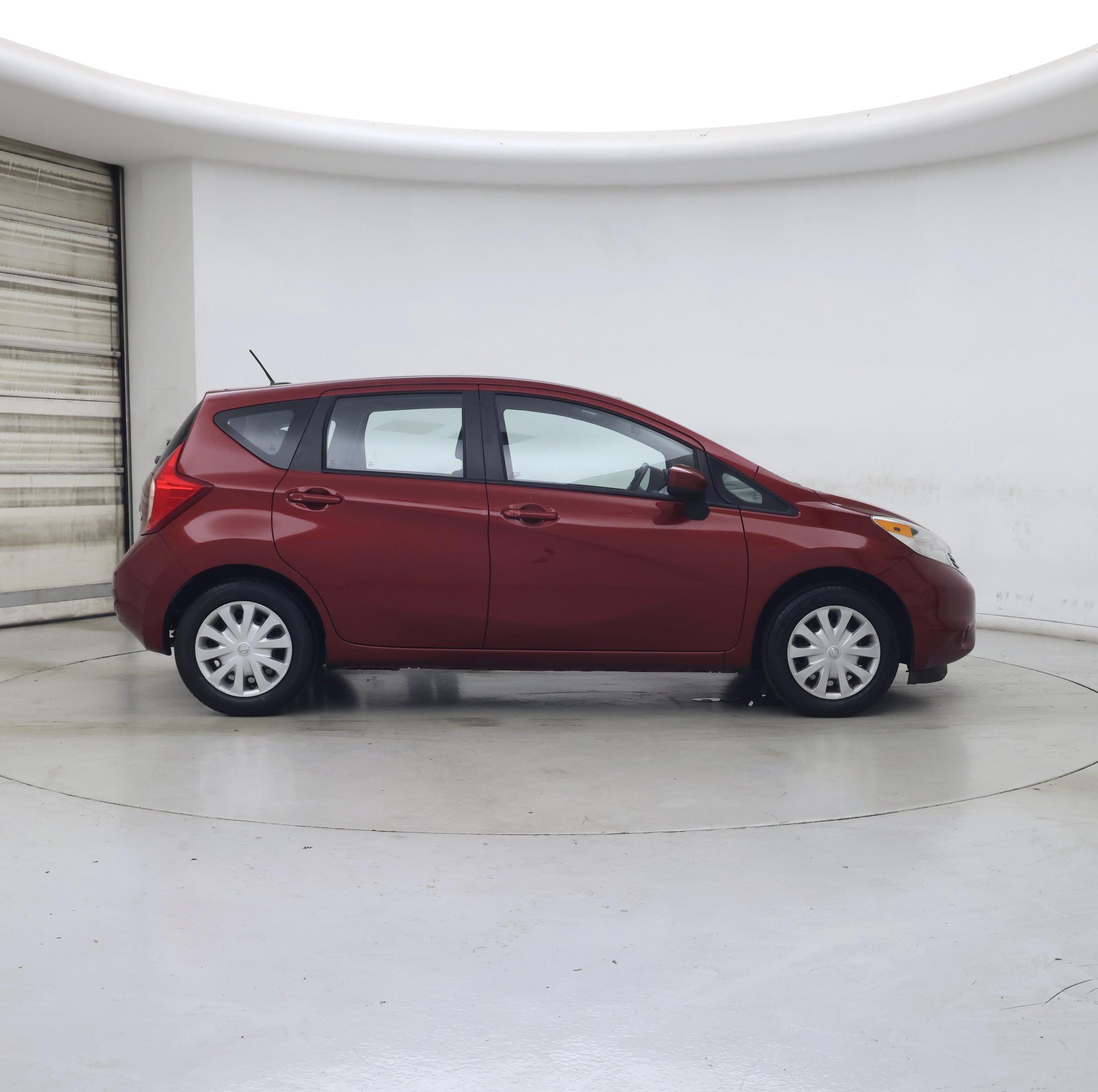 Thumbnail: 2016 Nissan Versa Note - 7
