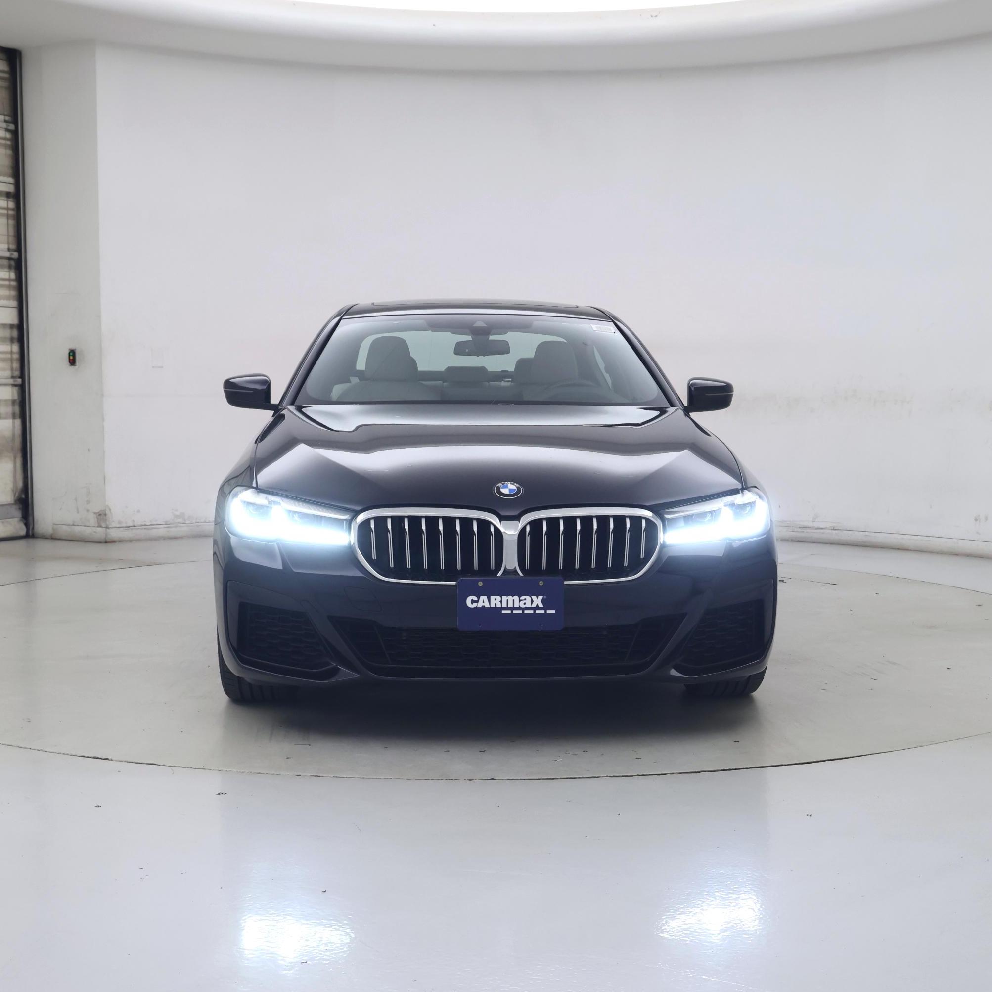 Thumbnail: 2021 BMW 5 Series - 5