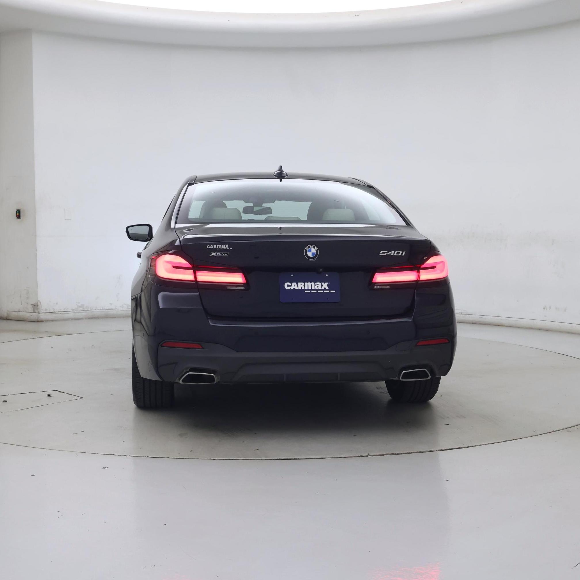 Thumbnail: 2021 BMW 5 Series - 6