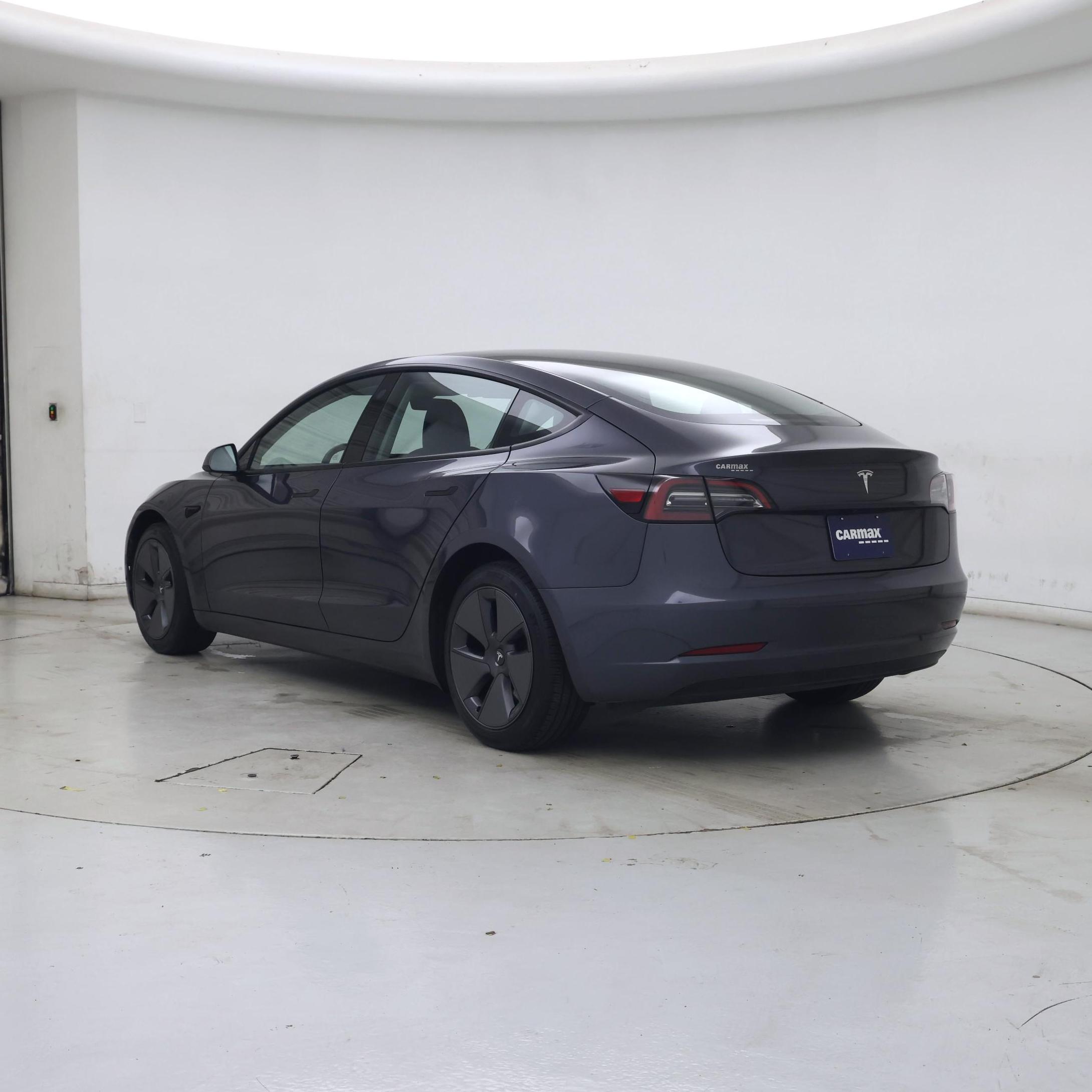 Thumbnail: 2023 Tesla Model 3 - 2