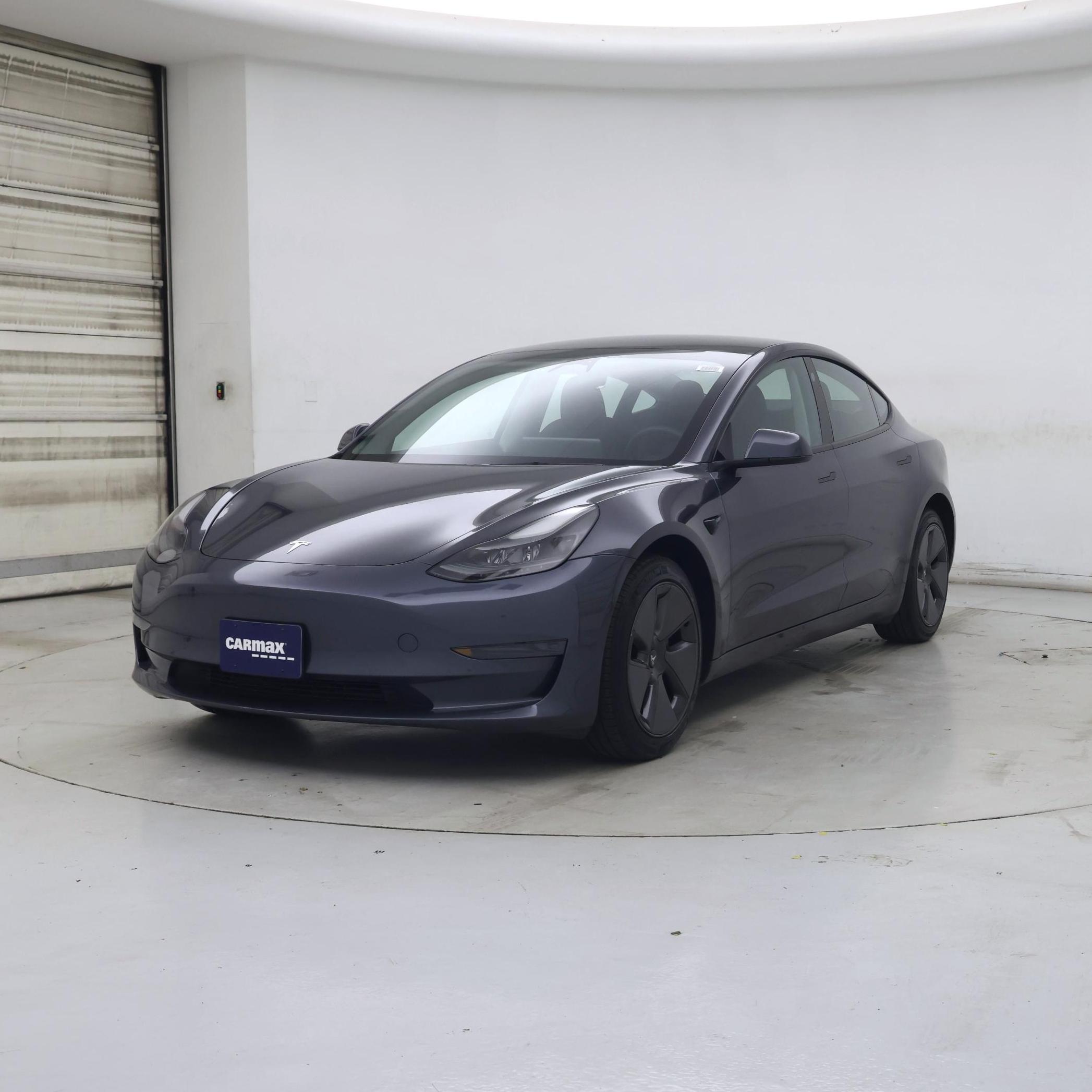 Thumbnail: 2023 Tesla Model 3 - 4