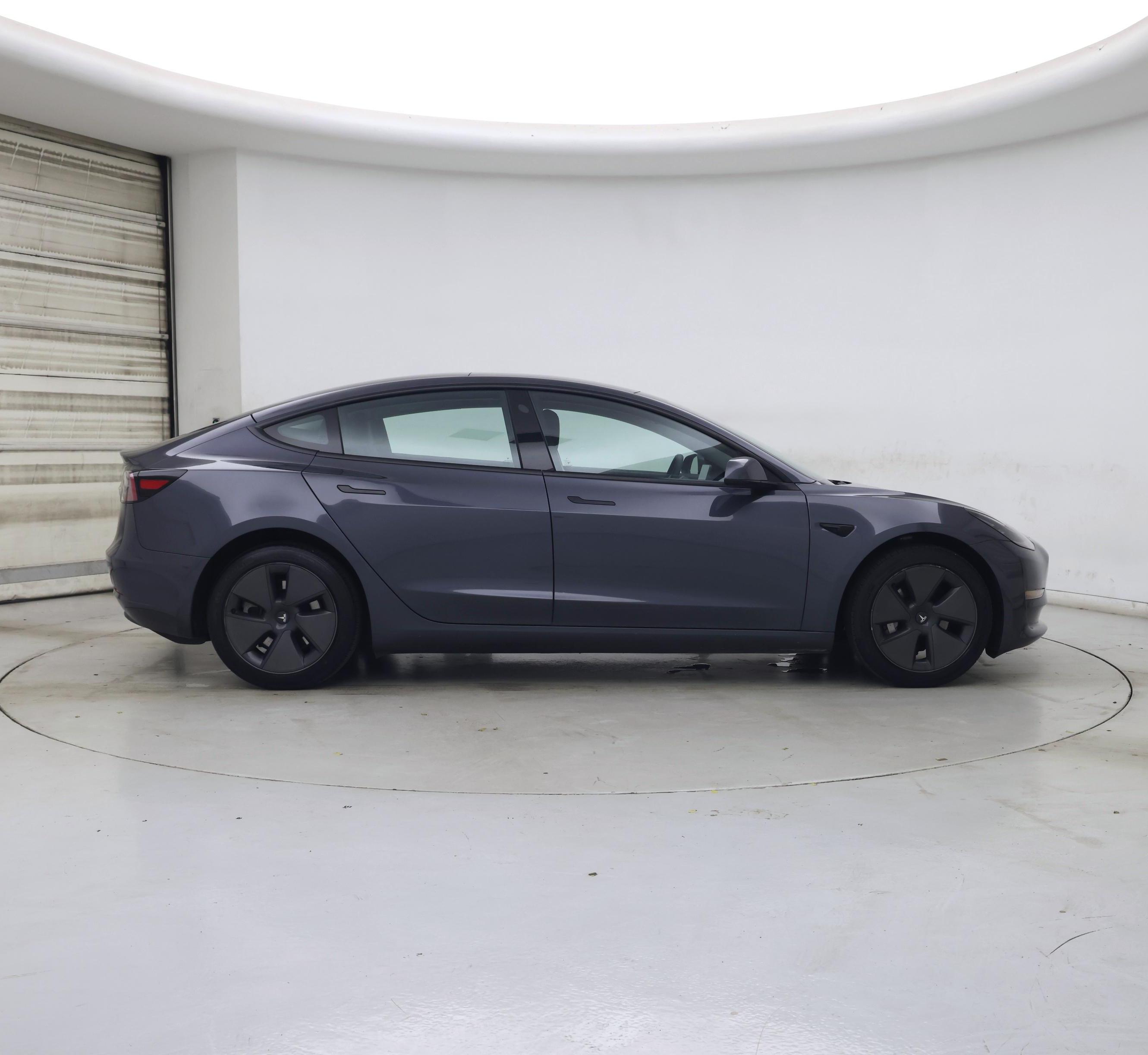 Thumbnail: 2023 Tesla Model 3 - 7