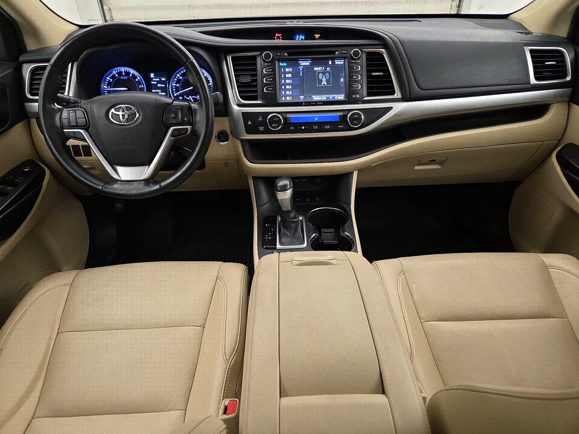 Thumbnail: 2019 Toyota Highlander - 9