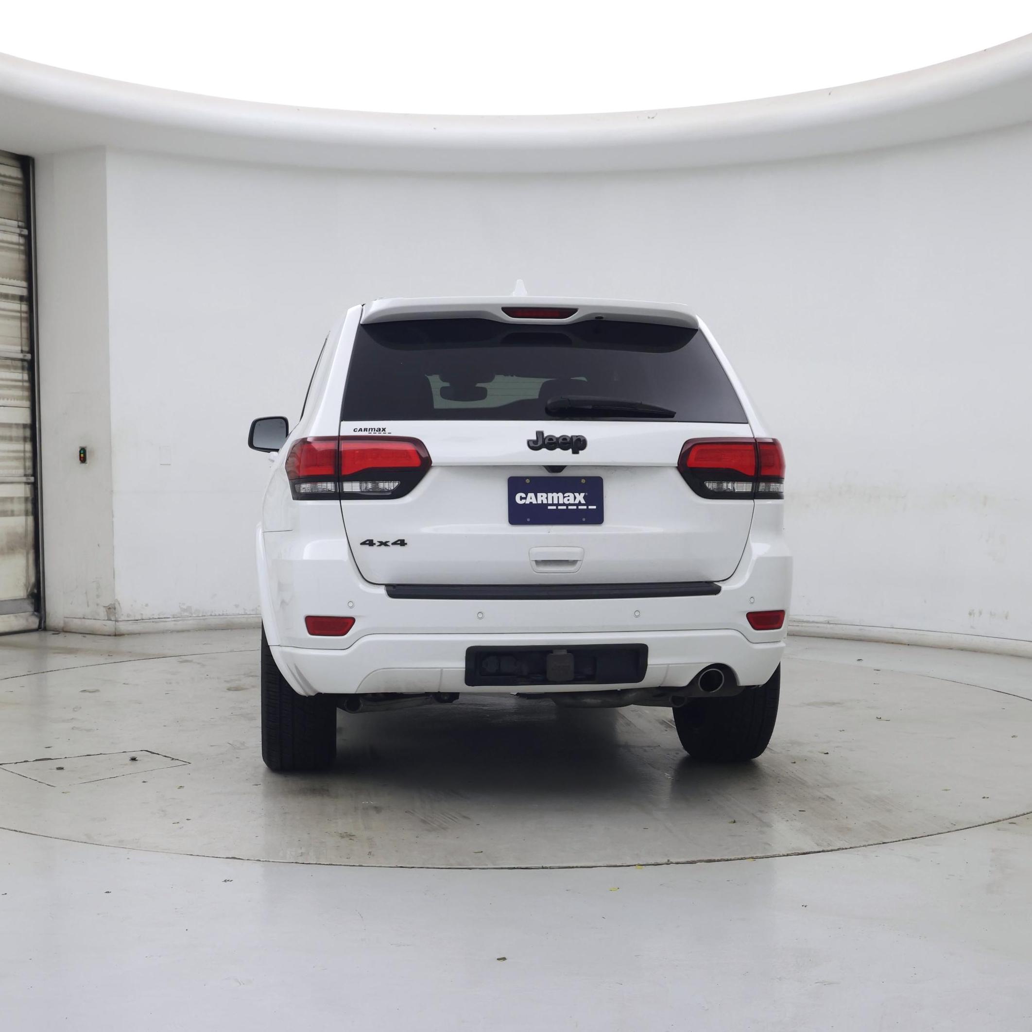Thumbnail: 2020 Jeep Grand Cherokee - 6