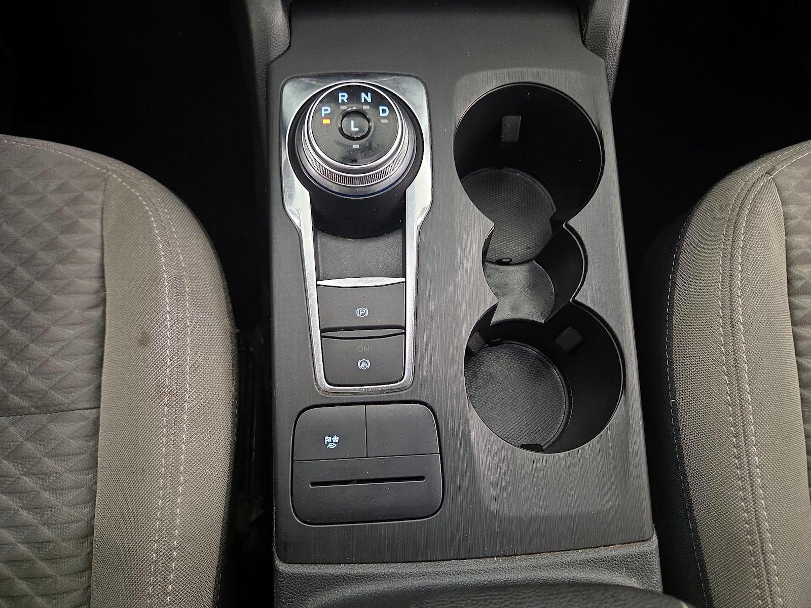 2020 Ford Escape SE - Photo 18