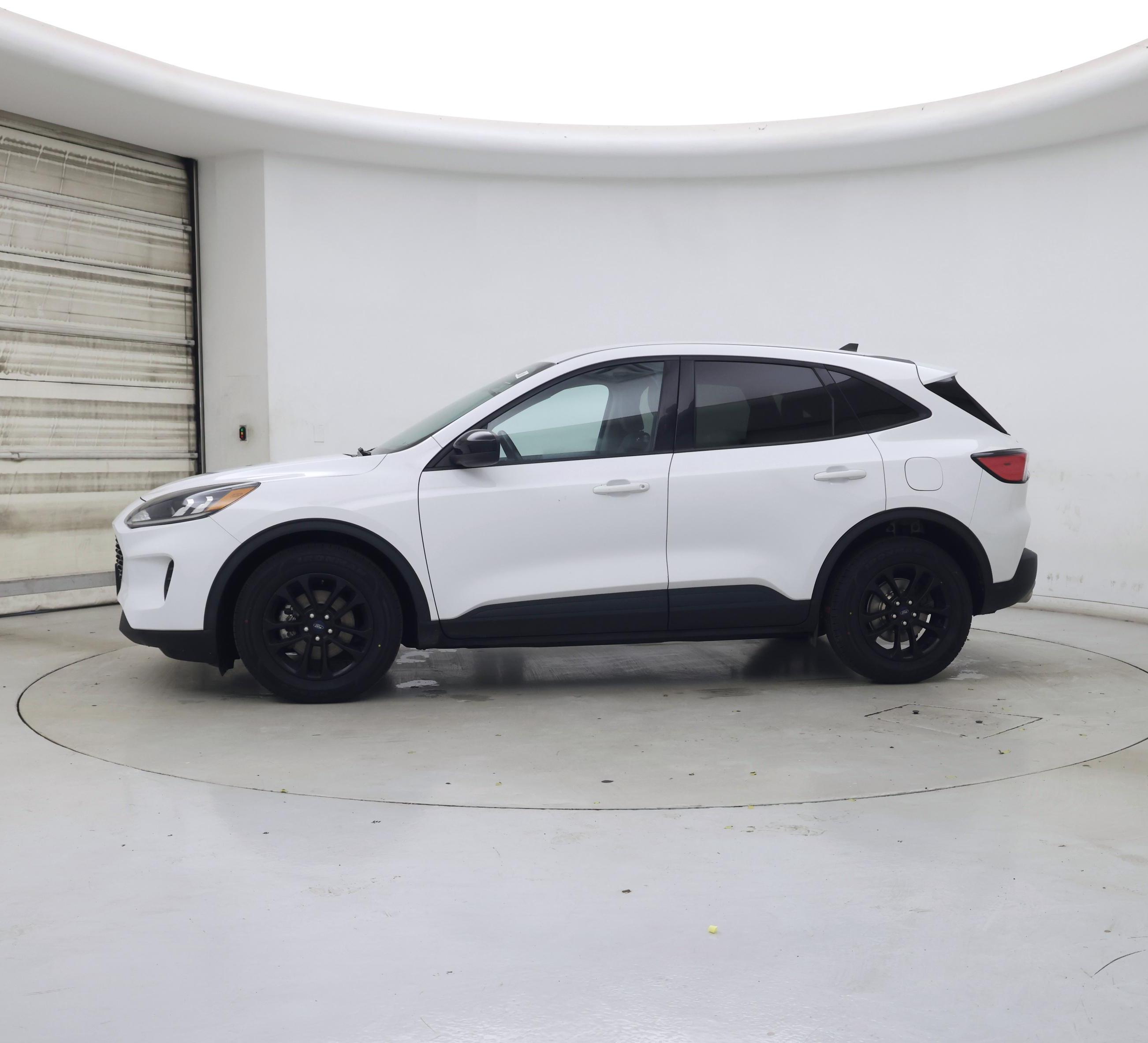 Thumbnail: 2020 Ford Escape - 3