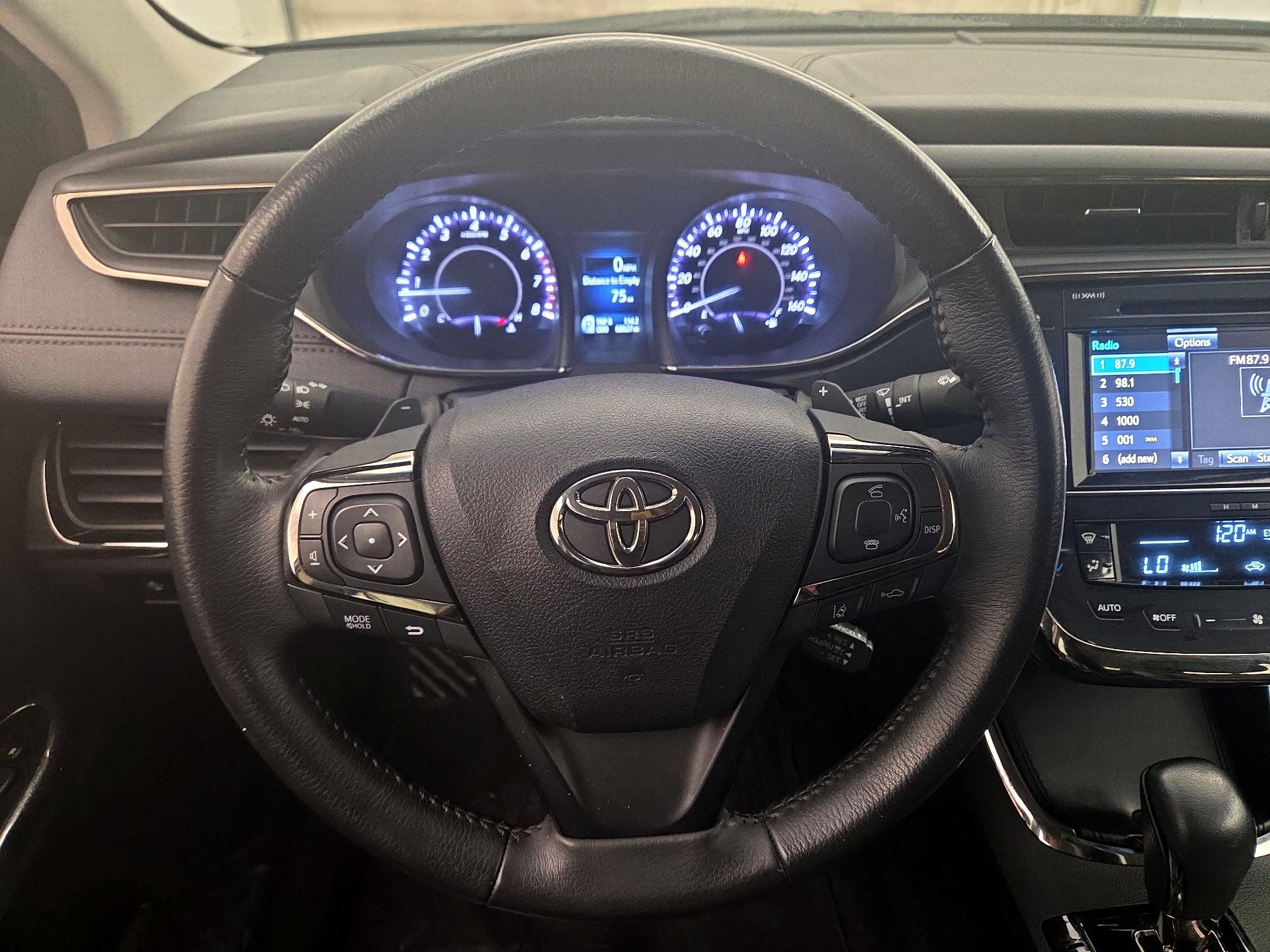 Thumbnail: 2018 Toyota Avalon - 10