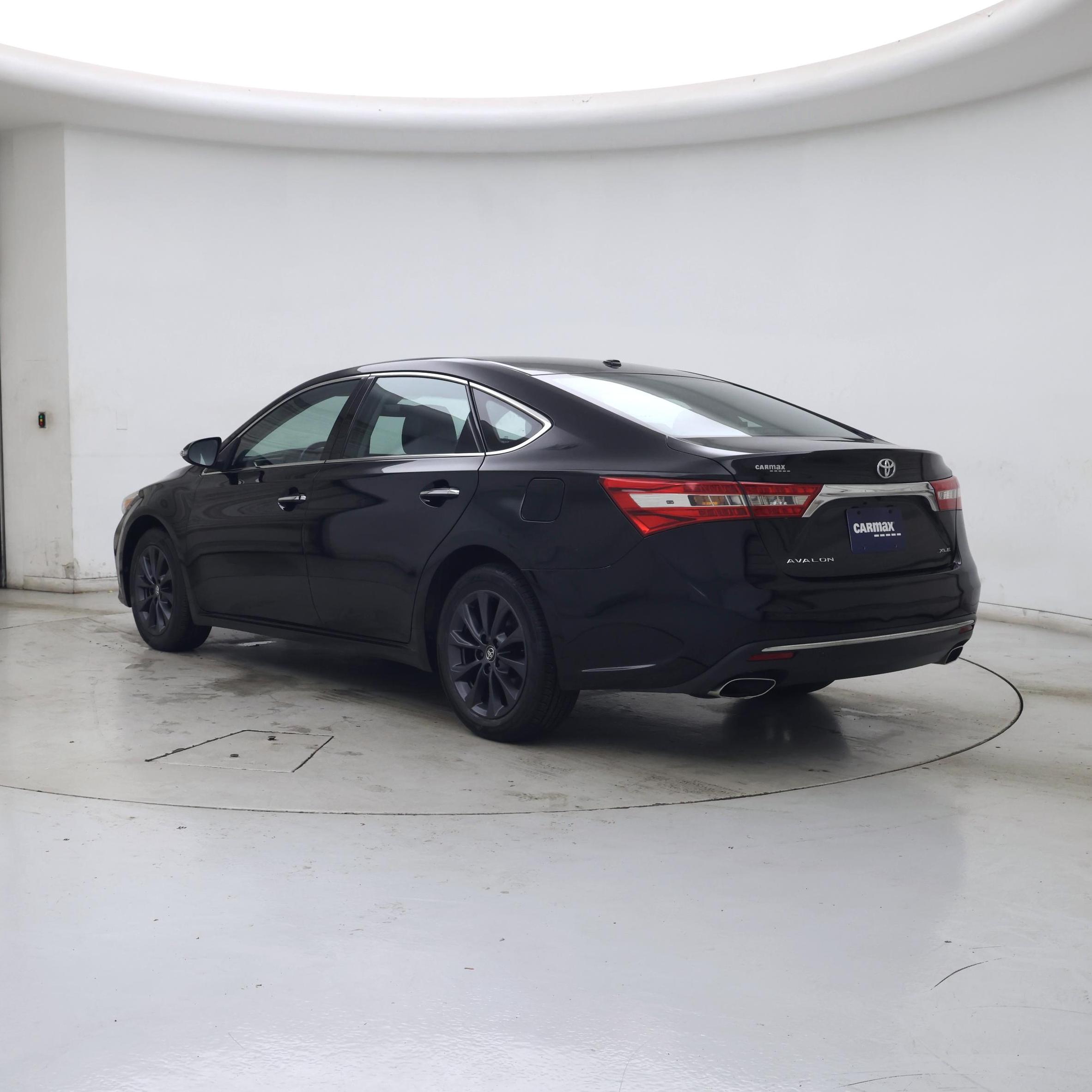 Thumbnail: 2018 Toyota Avalon - 2