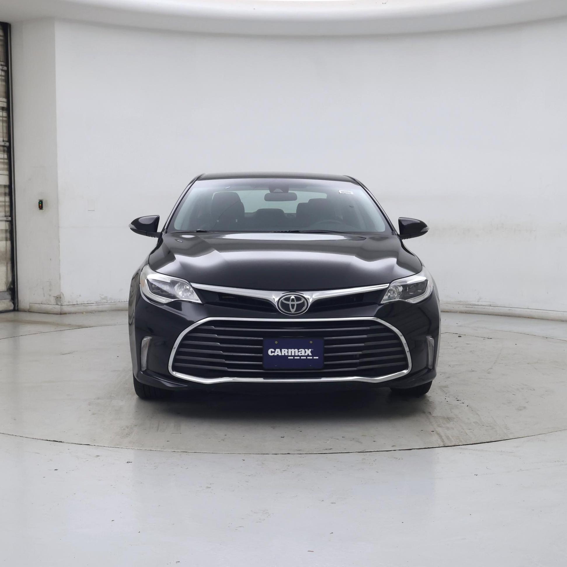 Thumbnail: 2018 Toyota Avalon - 5