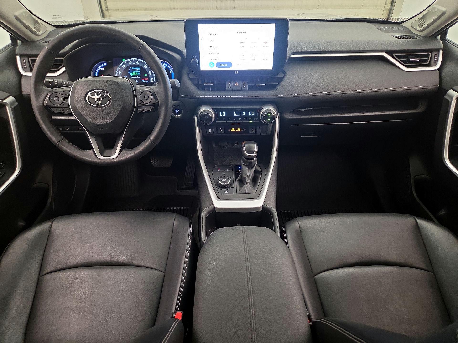 Thumbnail: 2024 Toyota RAV4 - 9
