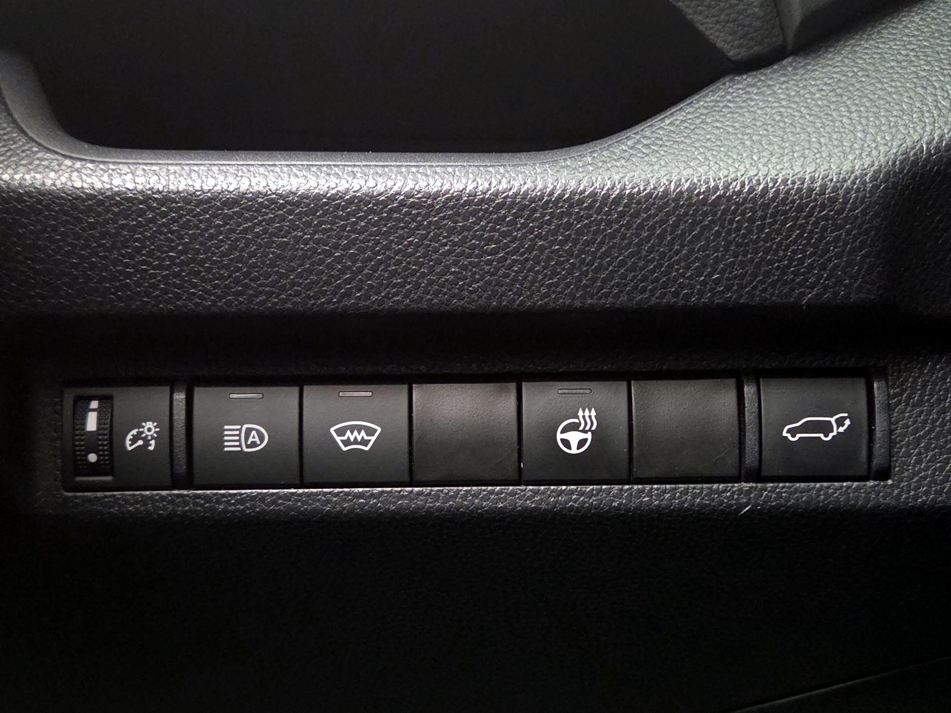 Thumbnail: 2024 Toyota RAV4 - 13