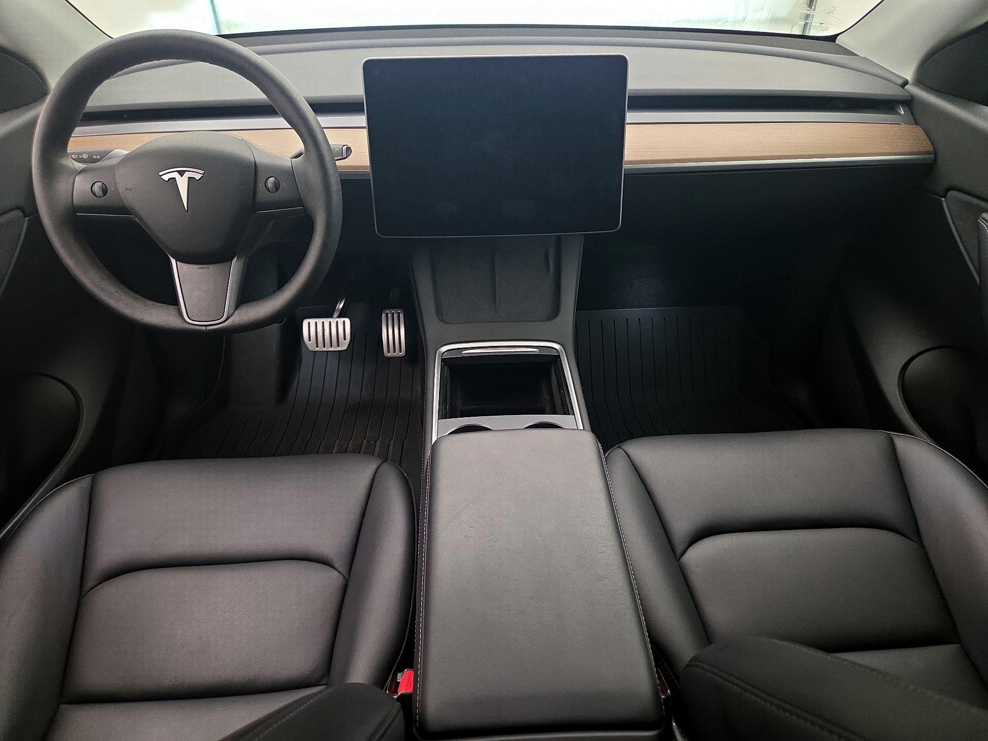 Thumbnail: 2022 Tesla Model Y - 9