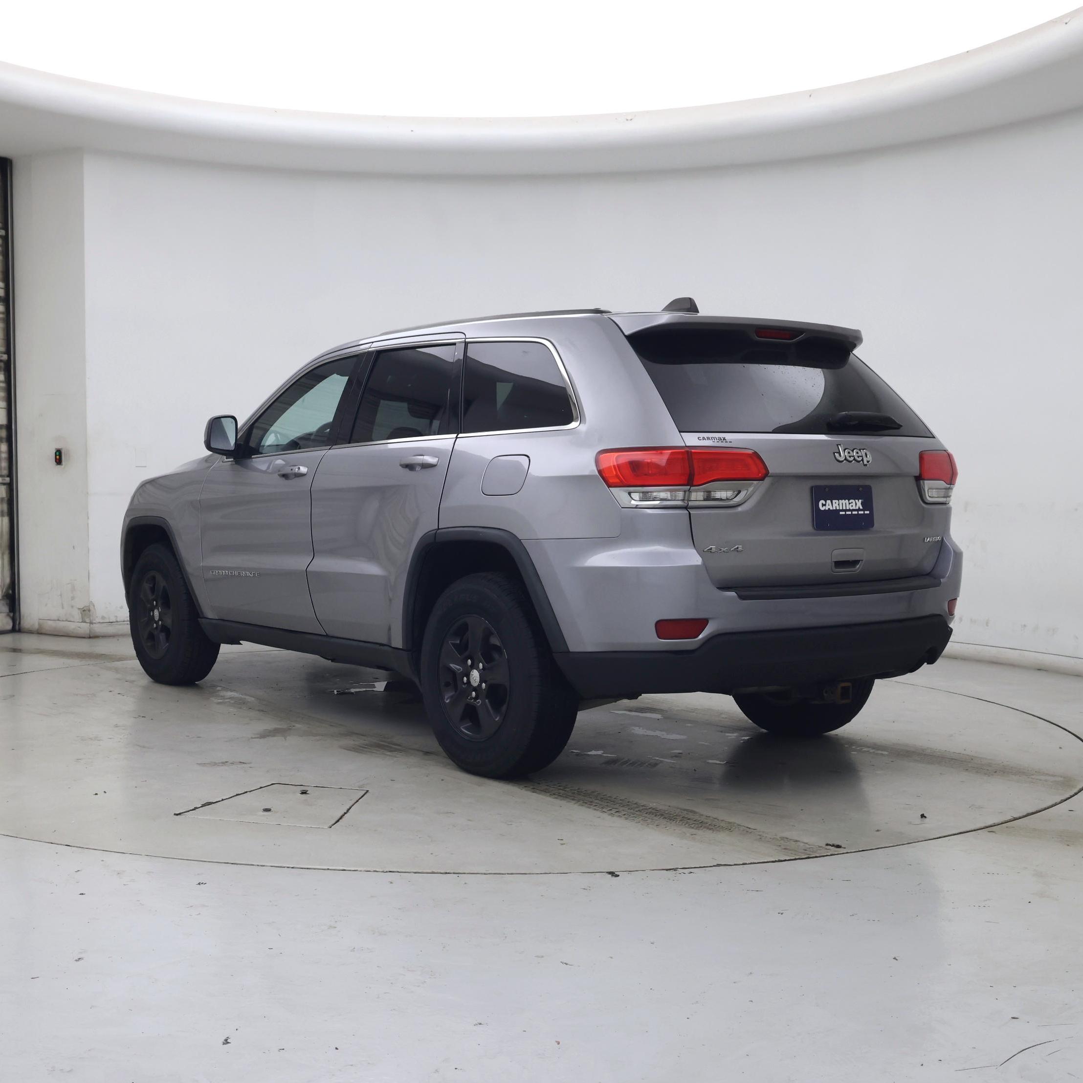 Thumbnail: 2014 Jeep Grand Cherokee - 2