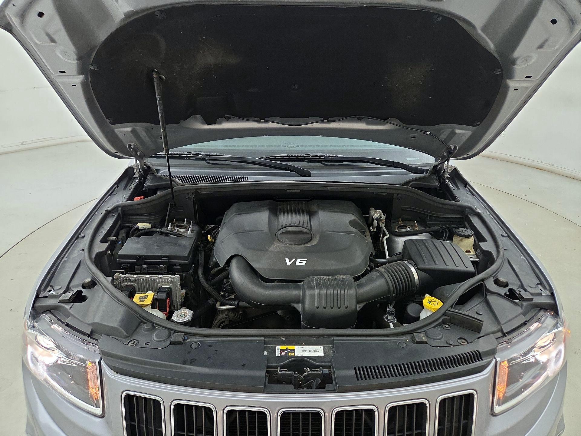 Thumbnail: 2014 Jeep Grand Cherokee - 20