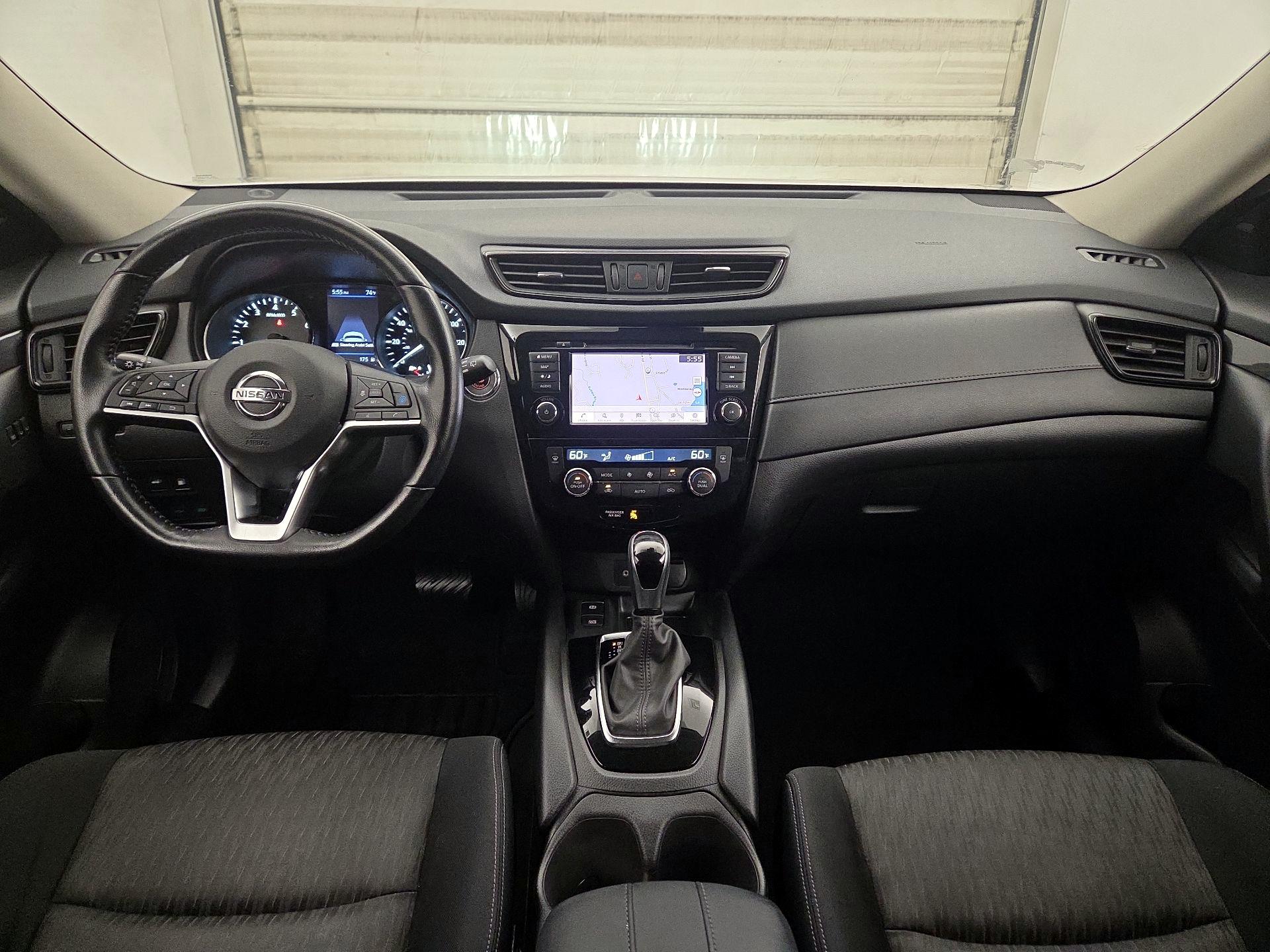 Thumbnail: 2020 Nissan Rogue - 9