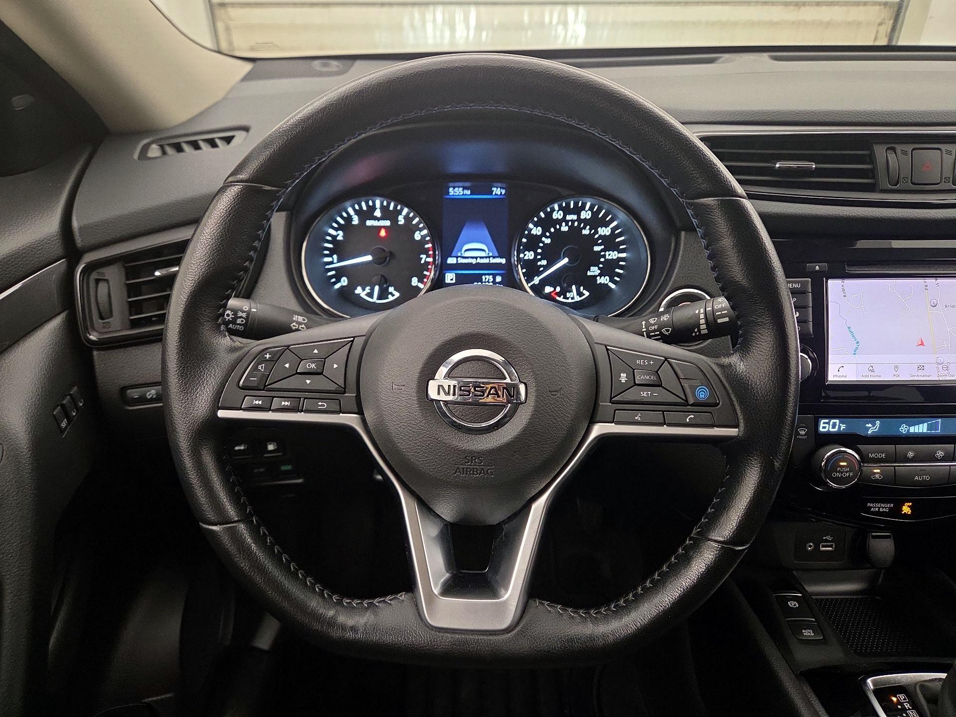 Thumbnail: 2020 Nissan Rogue - 10