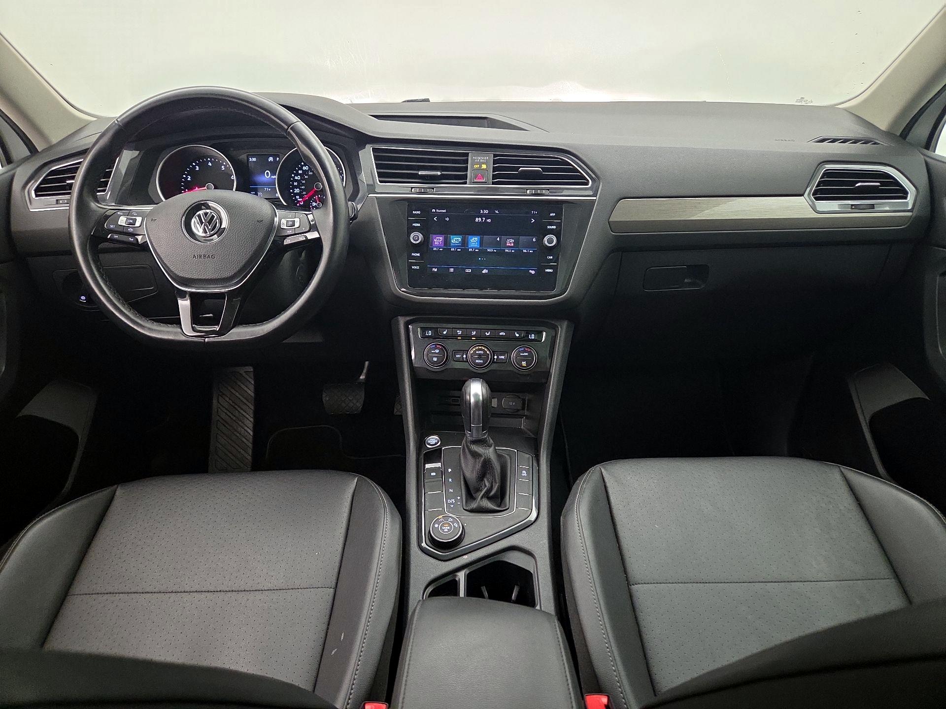 Thumbnail: 2019 Volkswagen Tiguan - 9