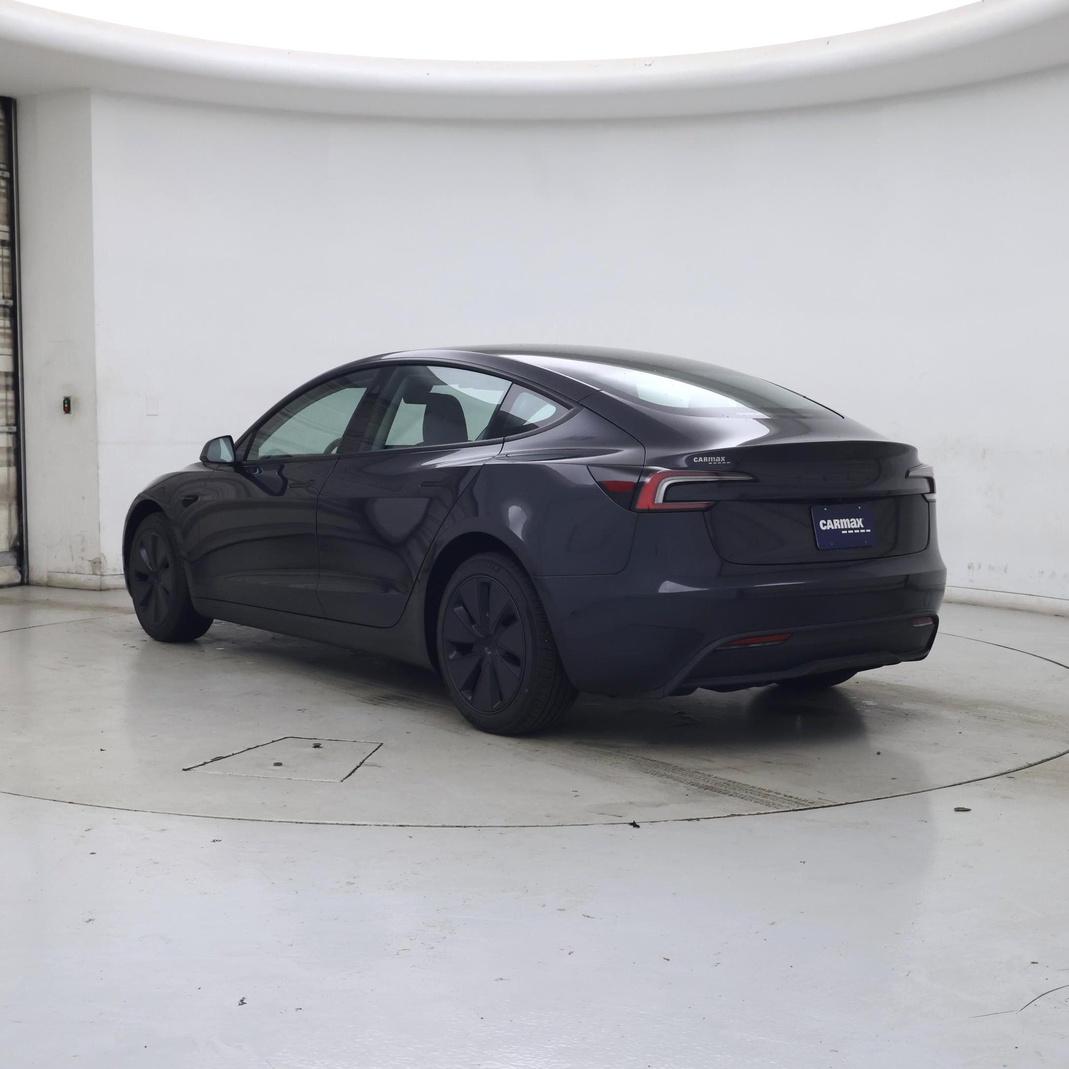 Thumbnail: 2026 Tesla Model 3 - 2
