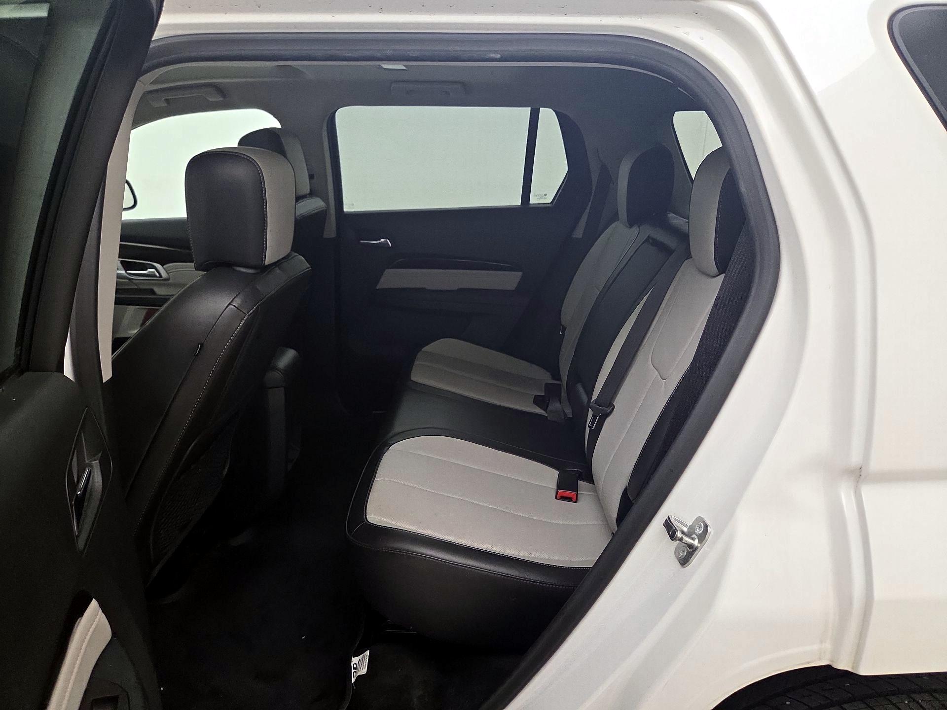 Thumbnail: 2017 GMC Terrain - 19