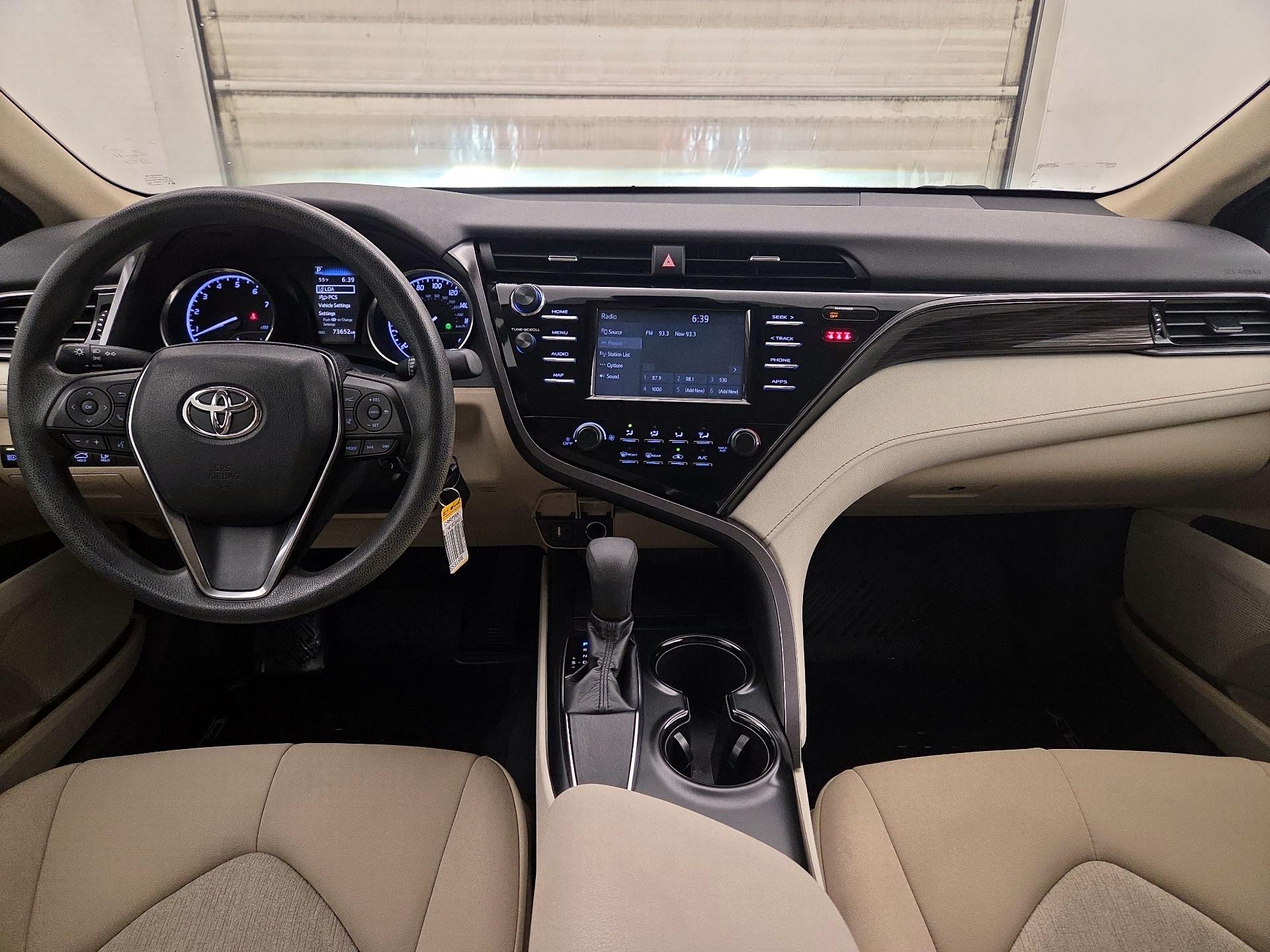 Thumbnail: 2019 Toyota Camry - 9