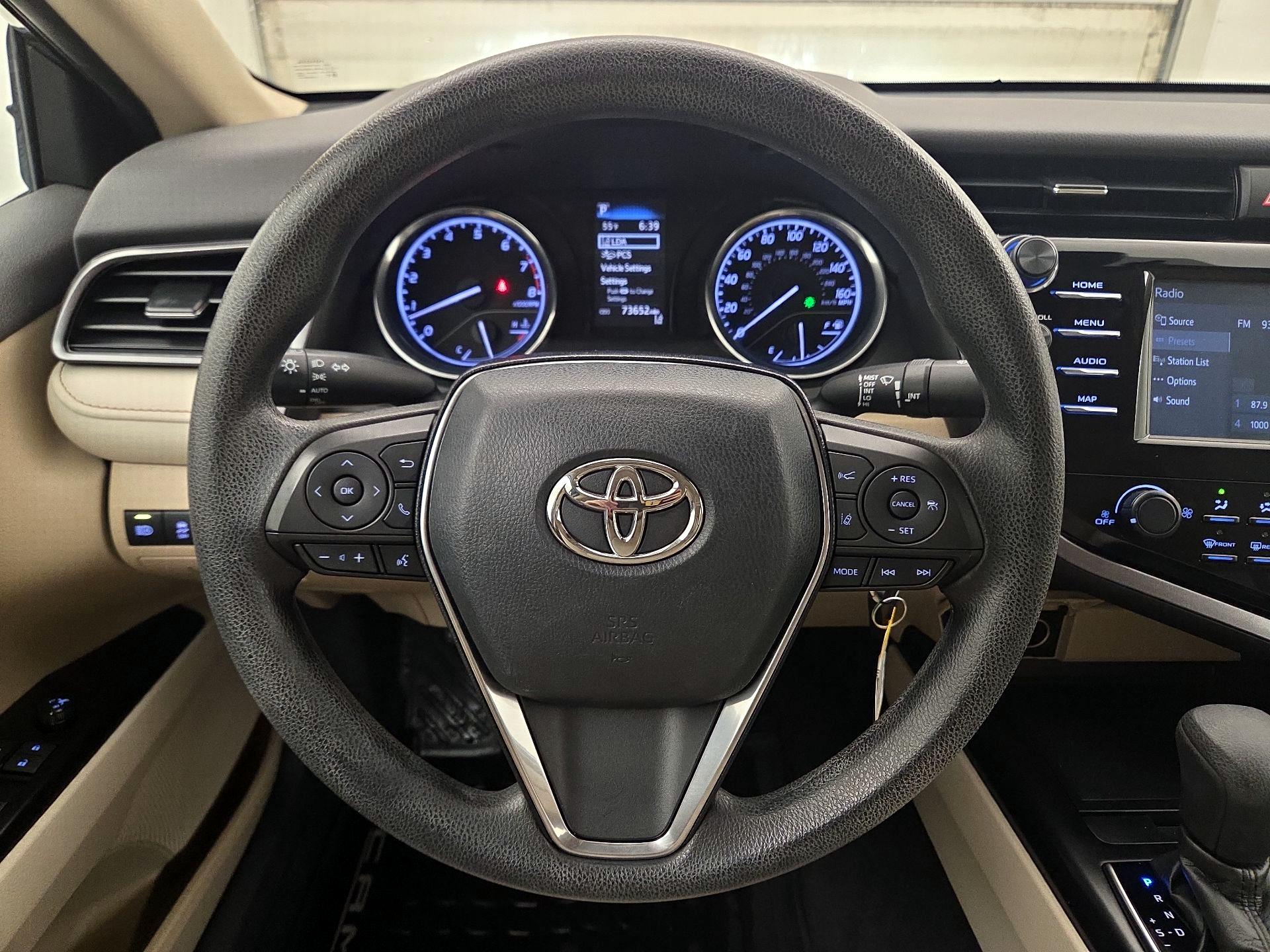 Thumbnail: 2019 Toyota Camry - 10