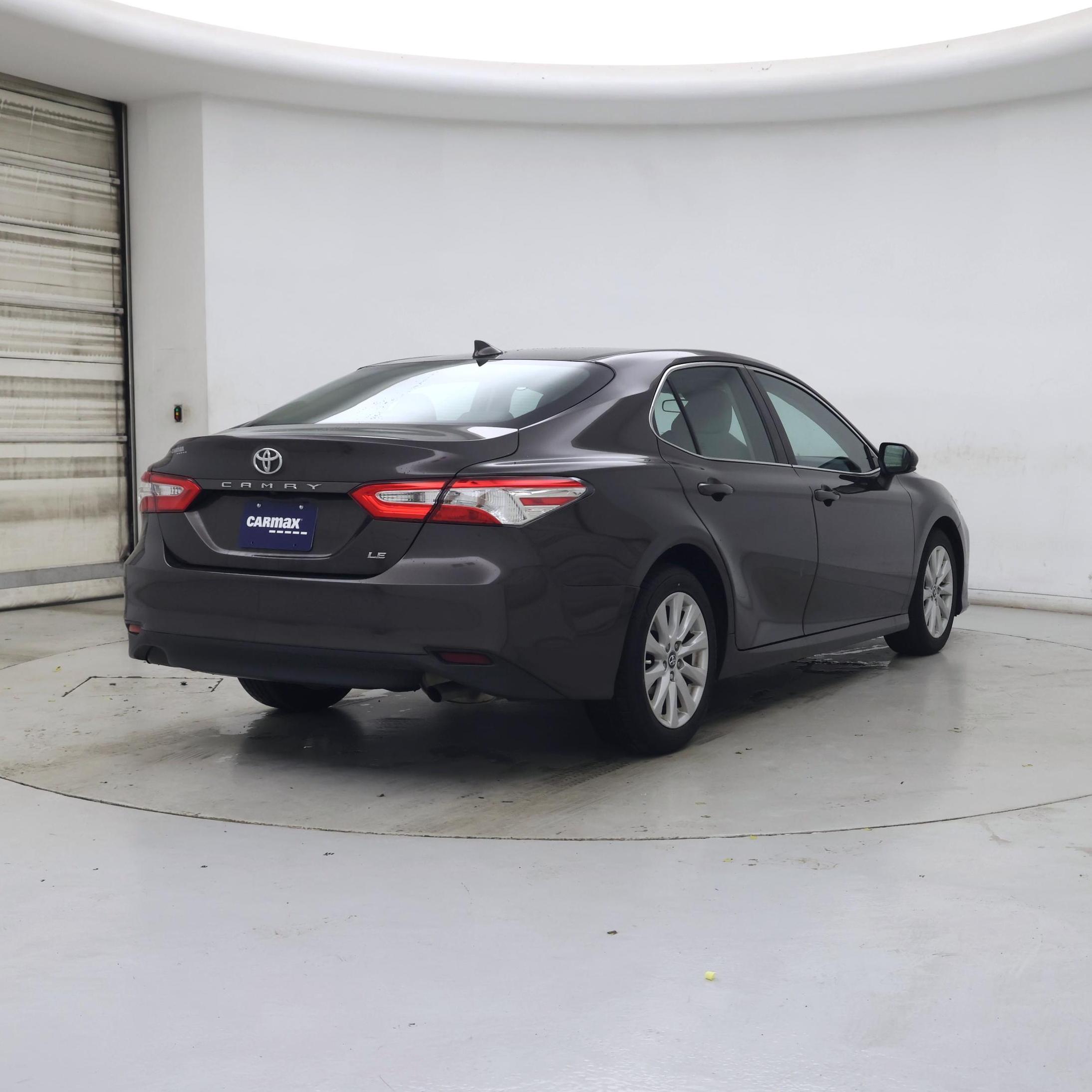 Thumbnail: 2019 Toyota Camry - 8