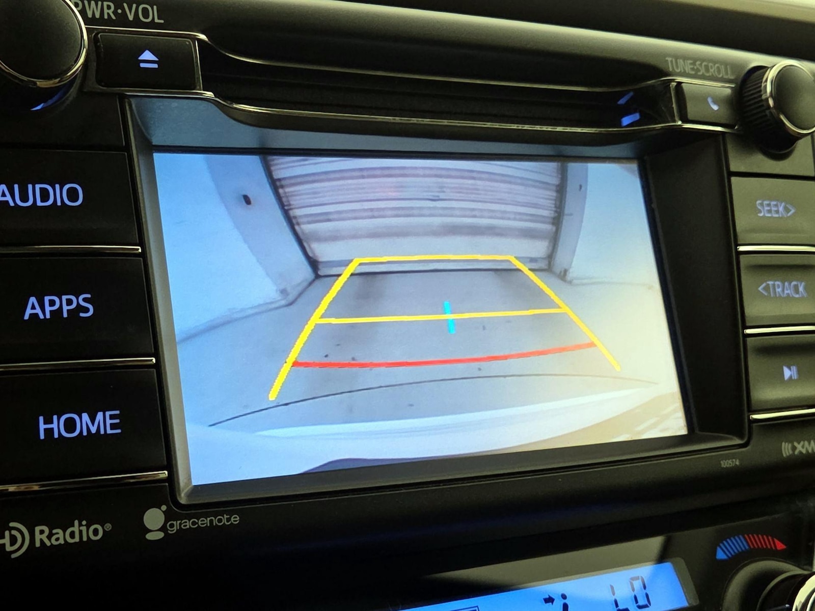 2018 Toyota RAV4 XLE - Photo 15