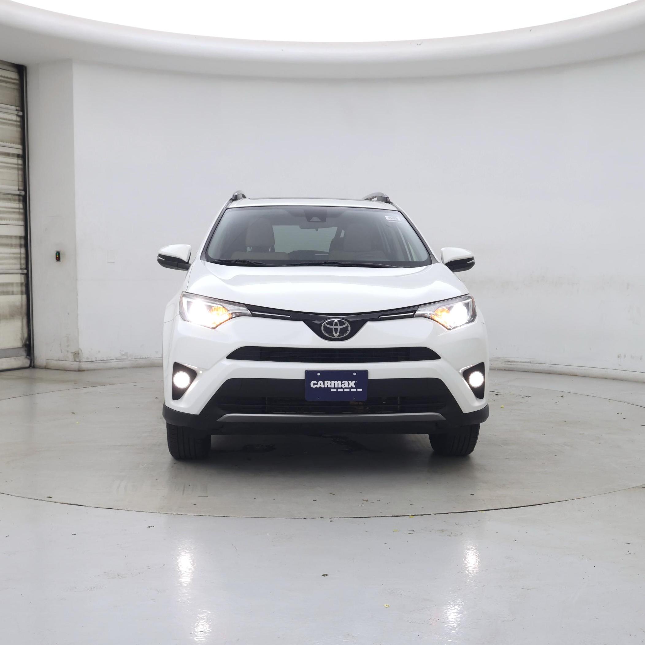 Thumbnail: 2018 Toyota RAV4 - 5
