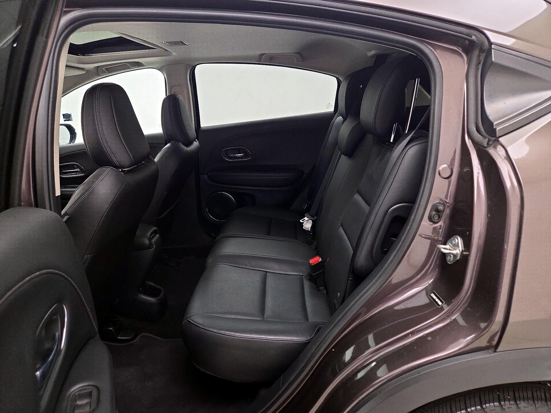 Thumbnail: 2019 Honda HR-V - 19