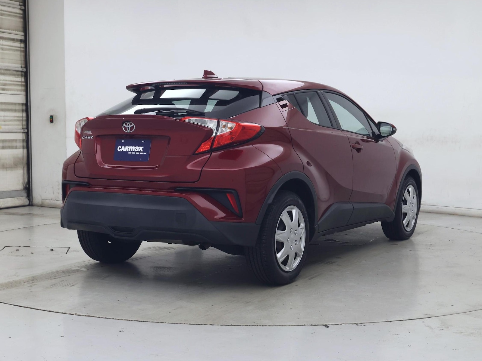 2019 Toyota C-HR LE - Photo 9