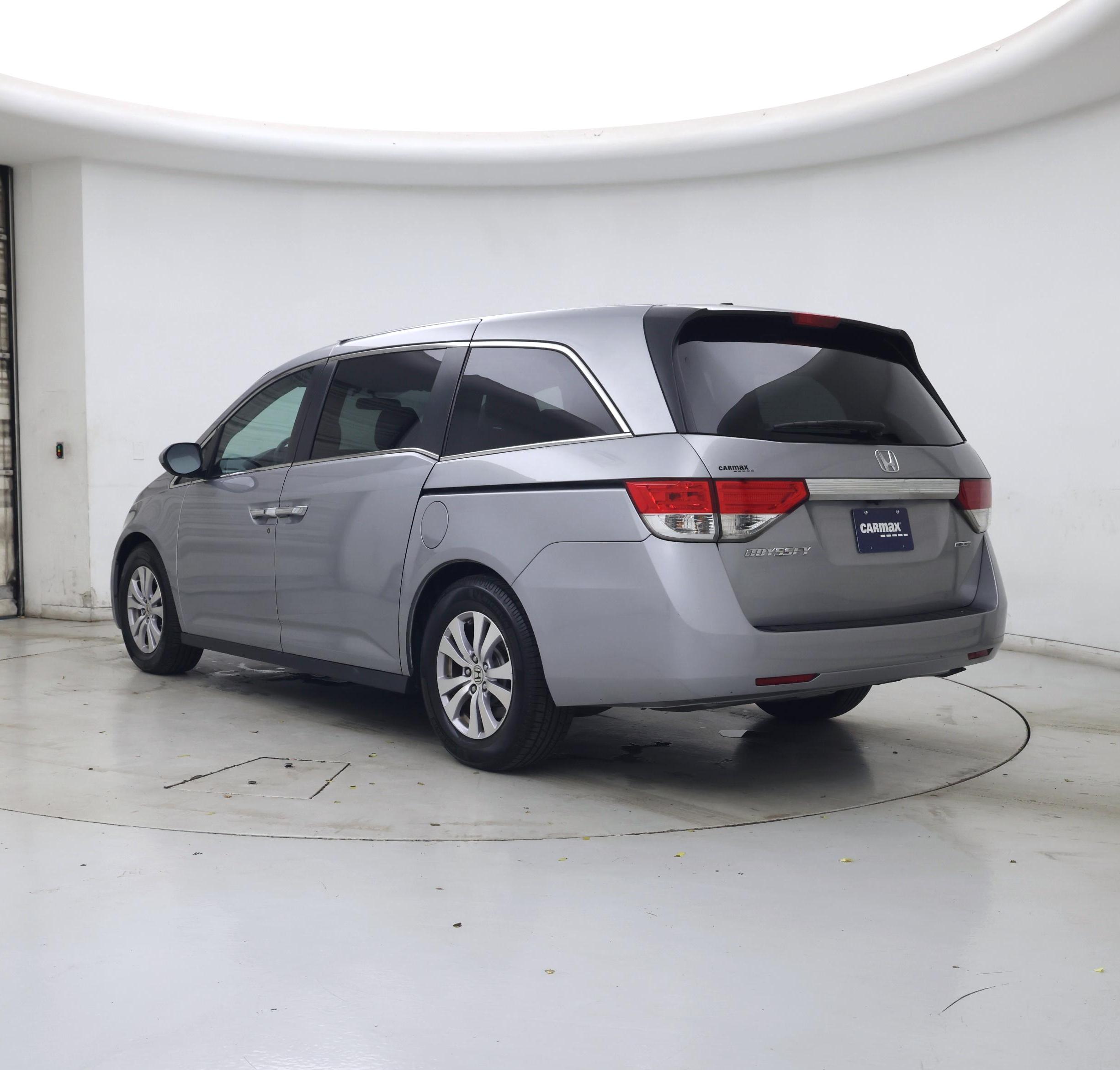 Thumbnail: 2017 Honda Odyssey - 2