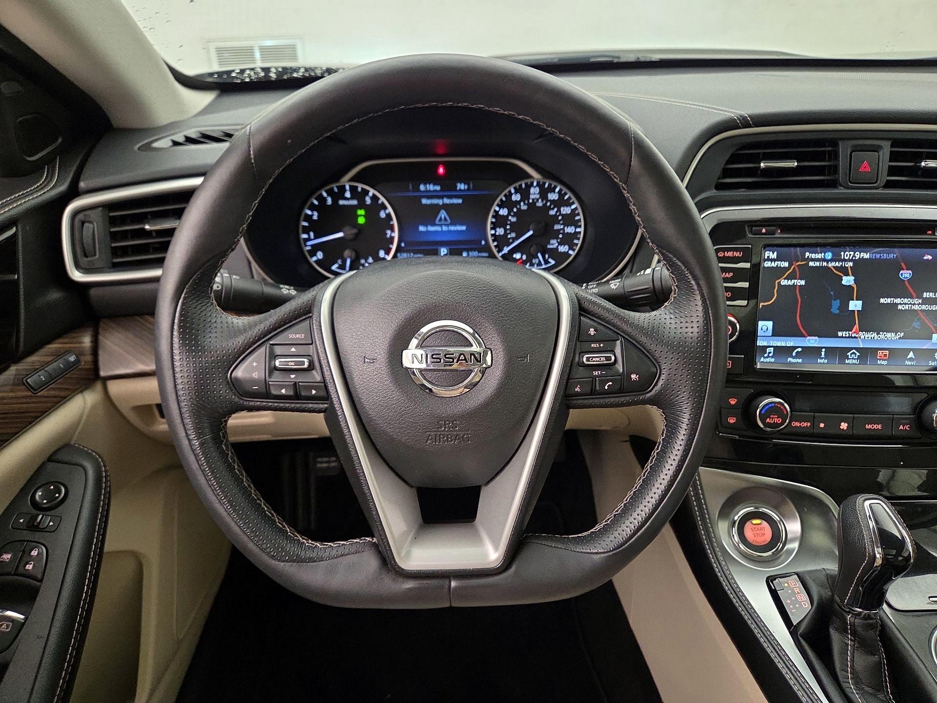 Thumbnail: 2016 Nissan Maxima - 10