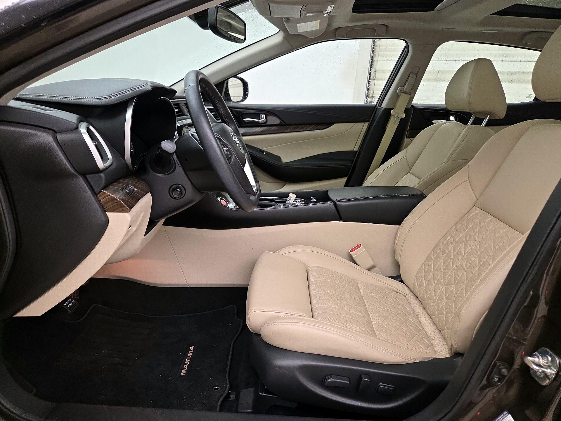Thumbnail: 2016 Nissan Maxima - 11