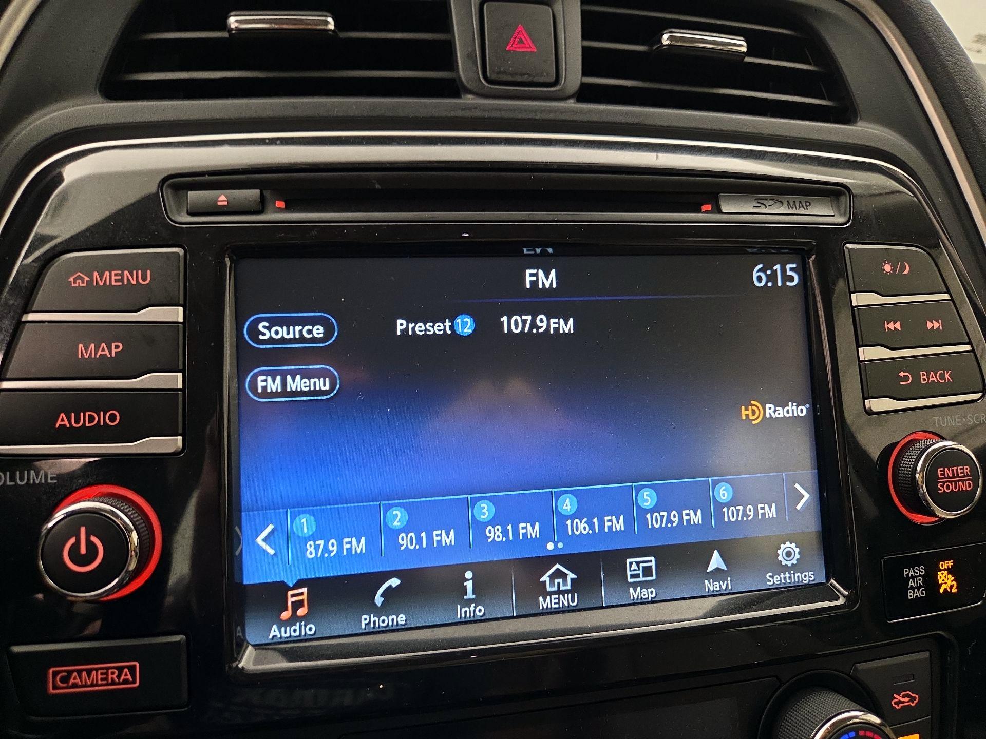 Thumbnail: 2016 Nissan Maxima - 16