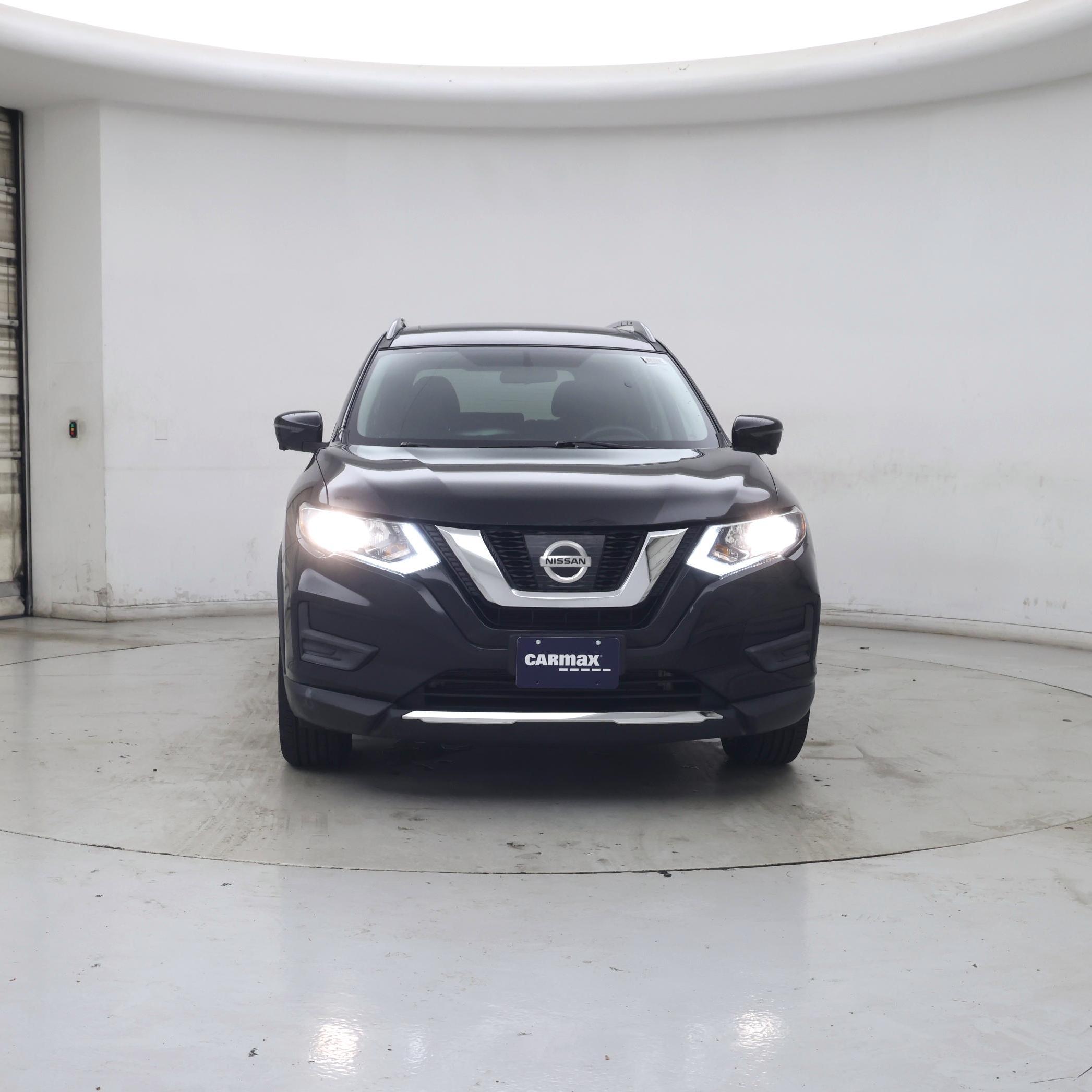 Thumbnail: 2017 Nissan Rogue - 5